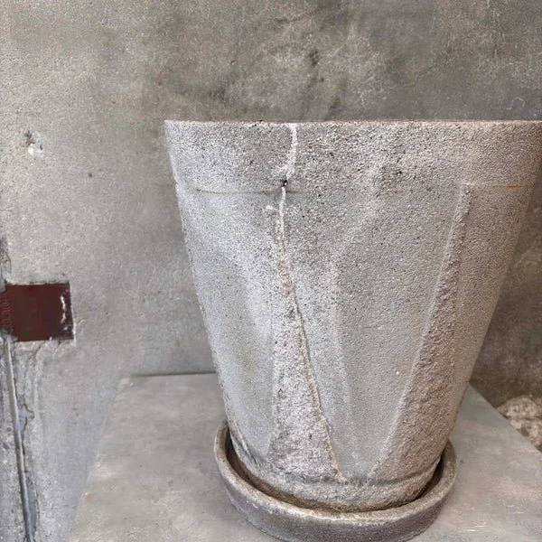 Hillside Pottery Cement Planter - Signed 2.jpg