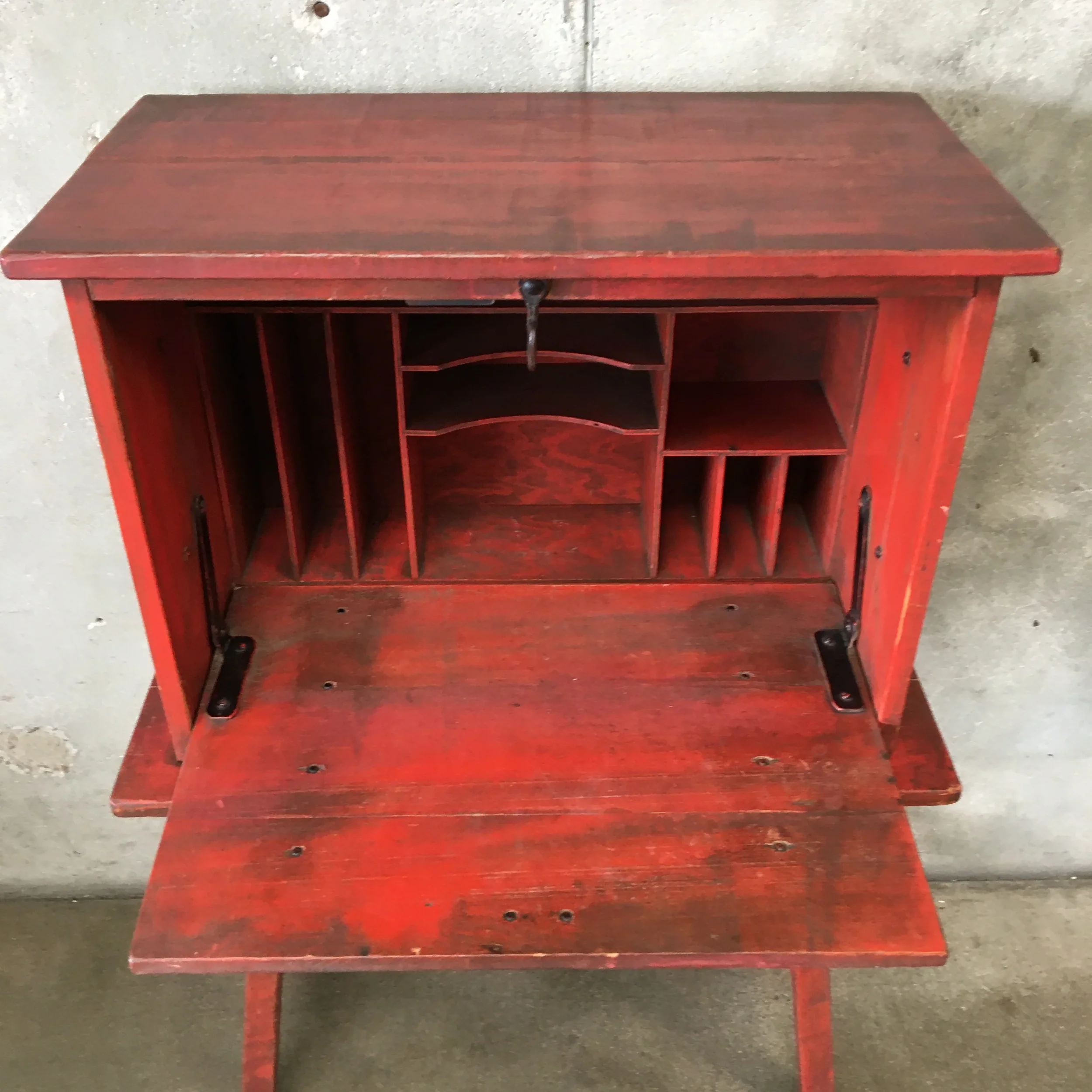 Red Vaquero Monterey Furniture Desk 2.webp