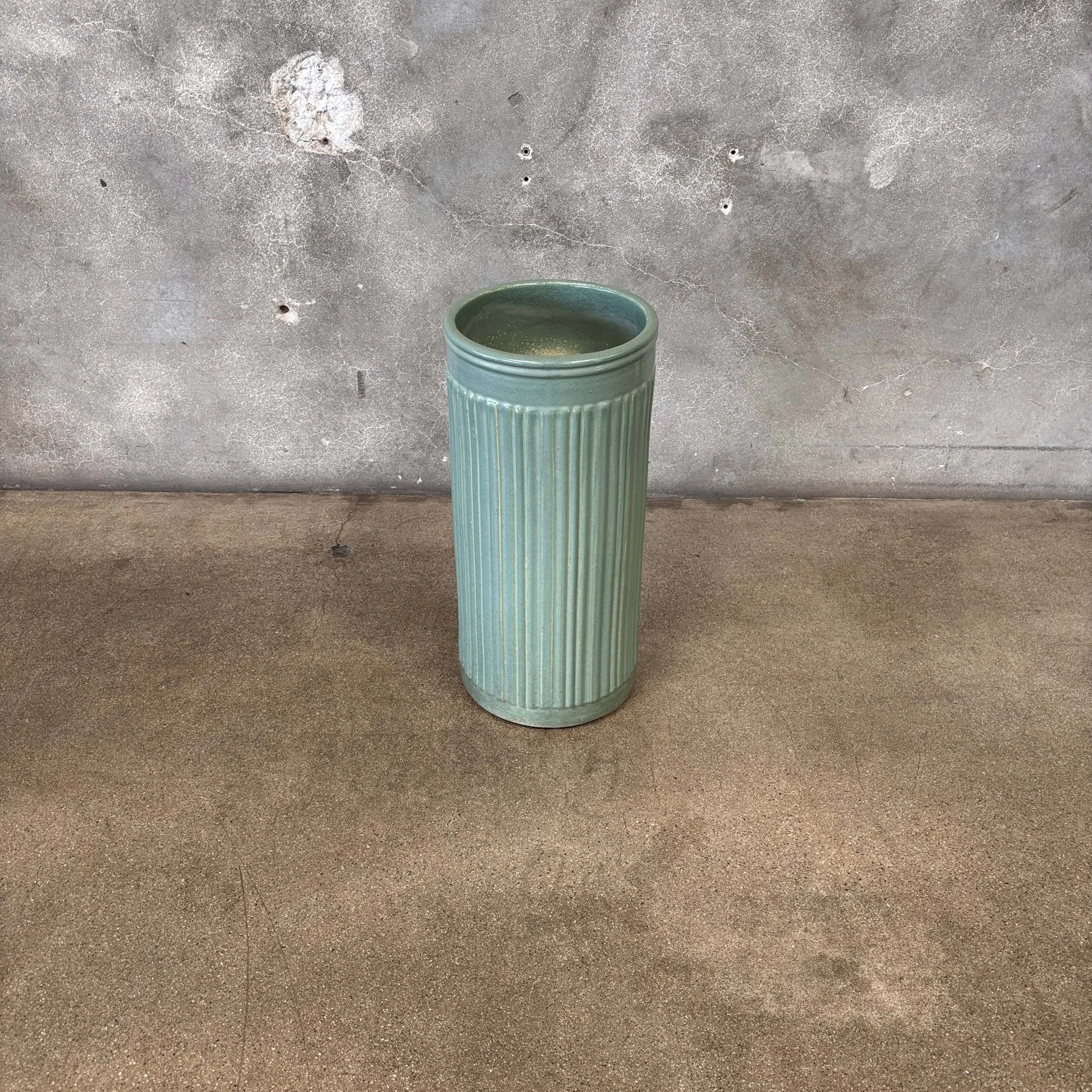 Gladding McBean Sand Jar 2.jpg