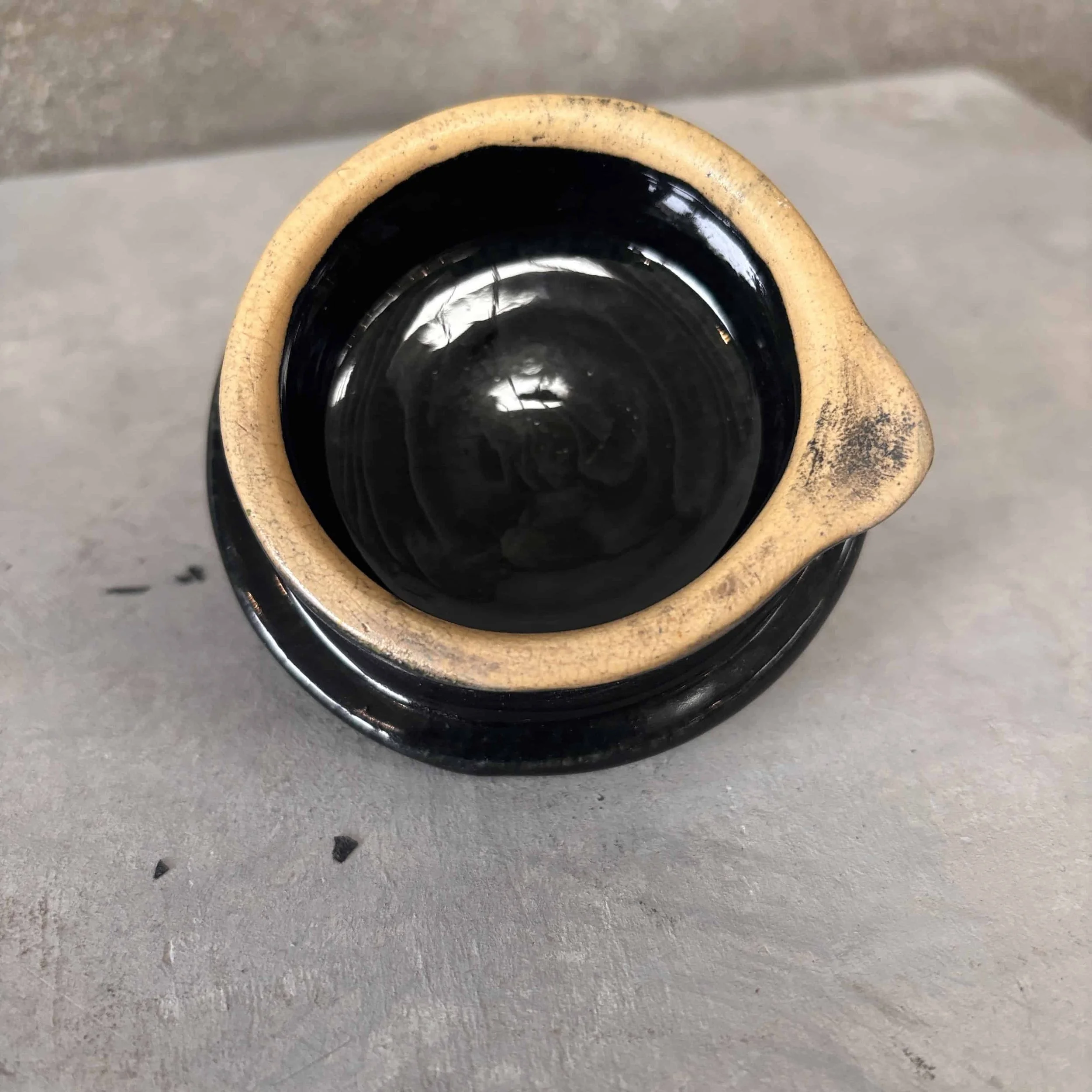 Bauer Ringware Black Teapot 3.jpg