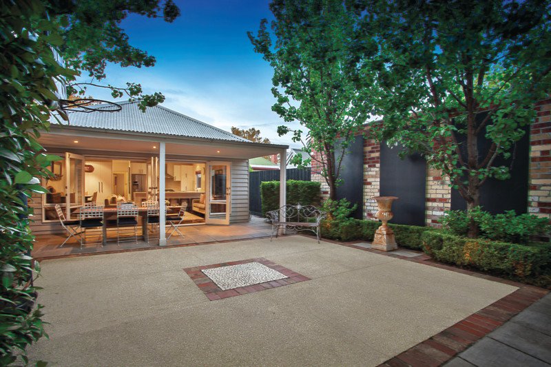 exterior-yard-design-layout-materials-malvern-melbourne.jpg