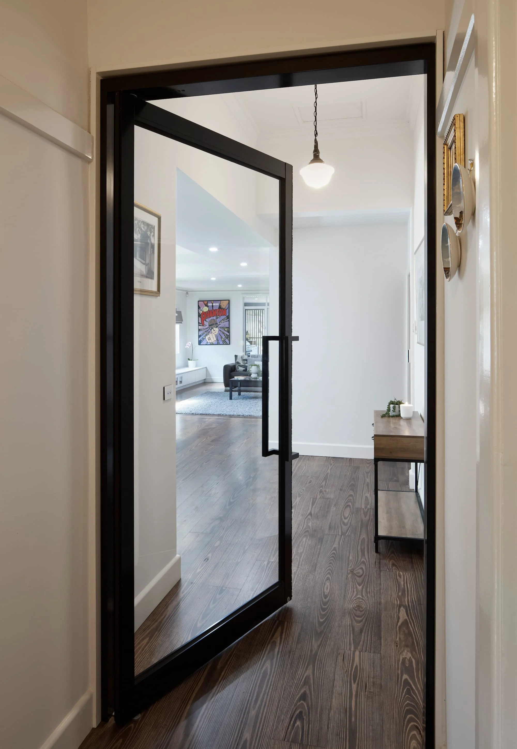 door-design-pivot-layout-melbourne.jpg
