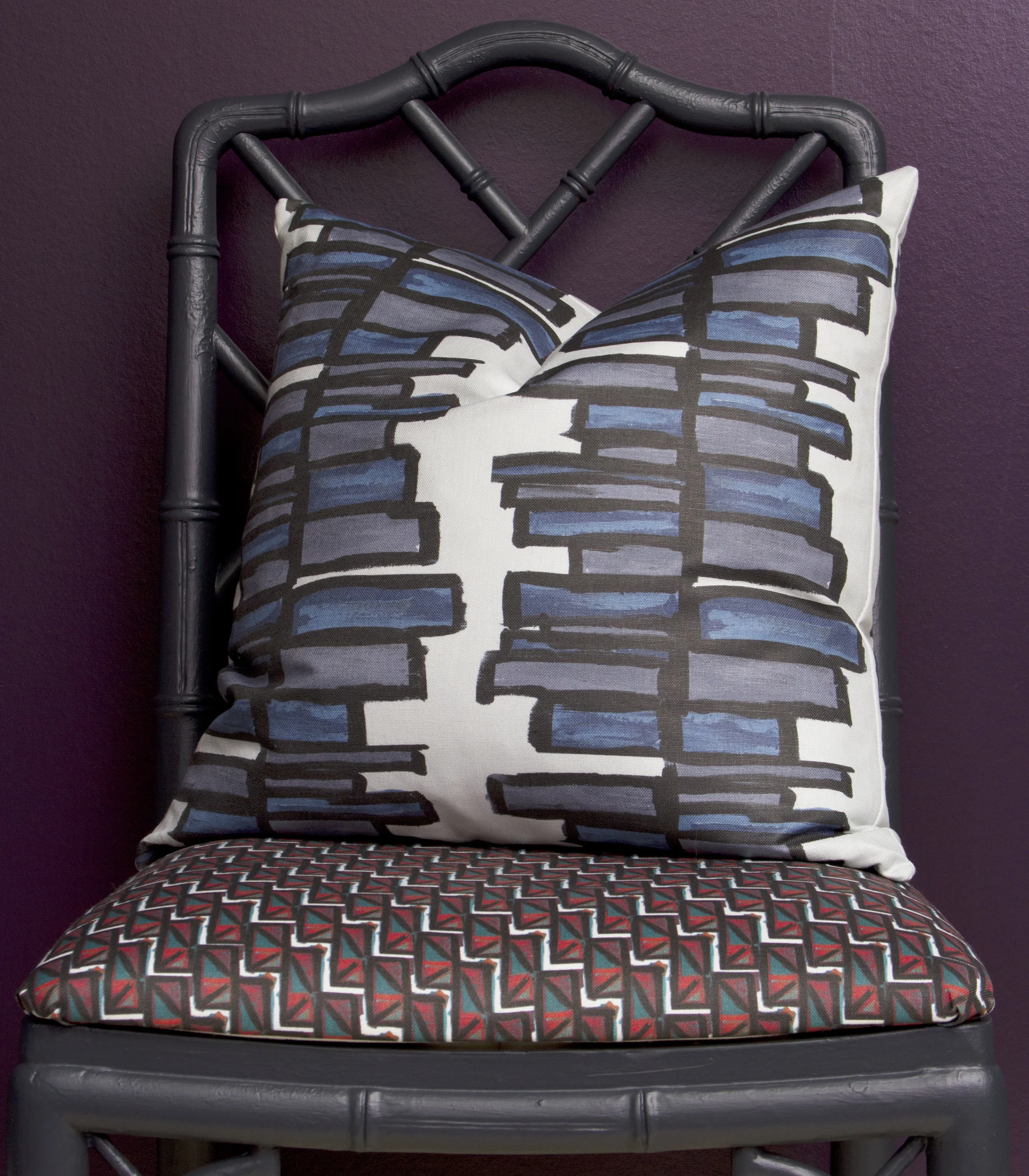 blacos and barco pintar - on bamboo chair.jpg