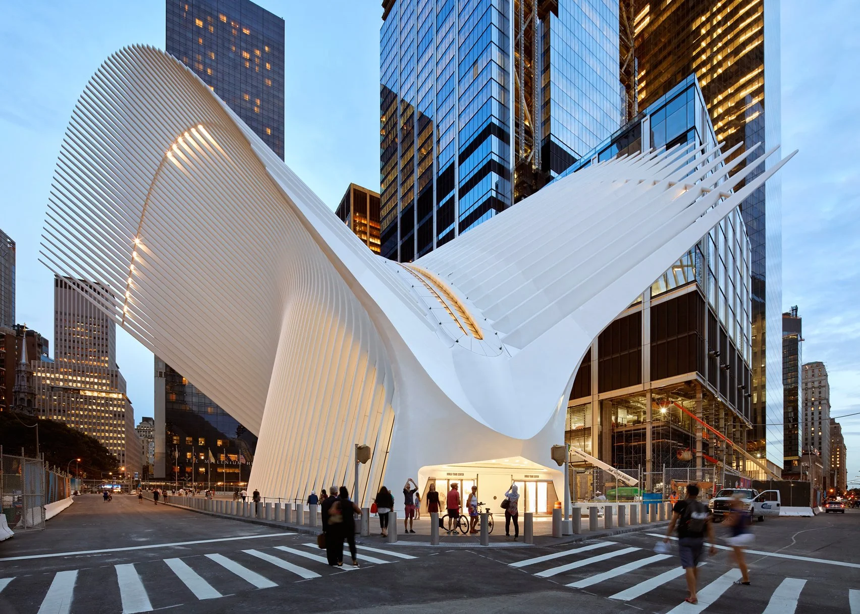 A WORLD OF LIVING ARCHITECTURE: SANTIAGO CALATRAVA