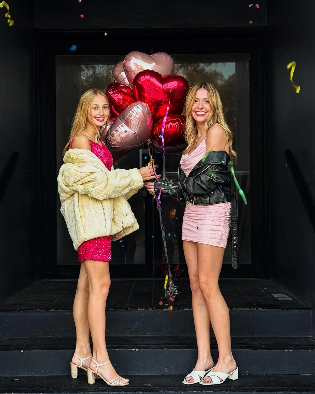 This is your sign to do a Galentines shoot with your best friend. 😍&hearts;️ 

#florida #brevard #brevardcountyphotographer #brevardcountyfl #brevardcounty #eaugalliehighschool #GalentinesDay #galentines #valentines