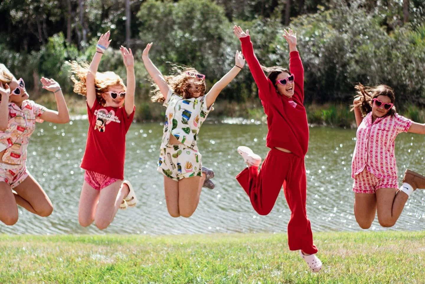Best friends, brunch, &amp; bubbles 🥂🥞👯

#bestfriend #valentinesday #fyp #brunch