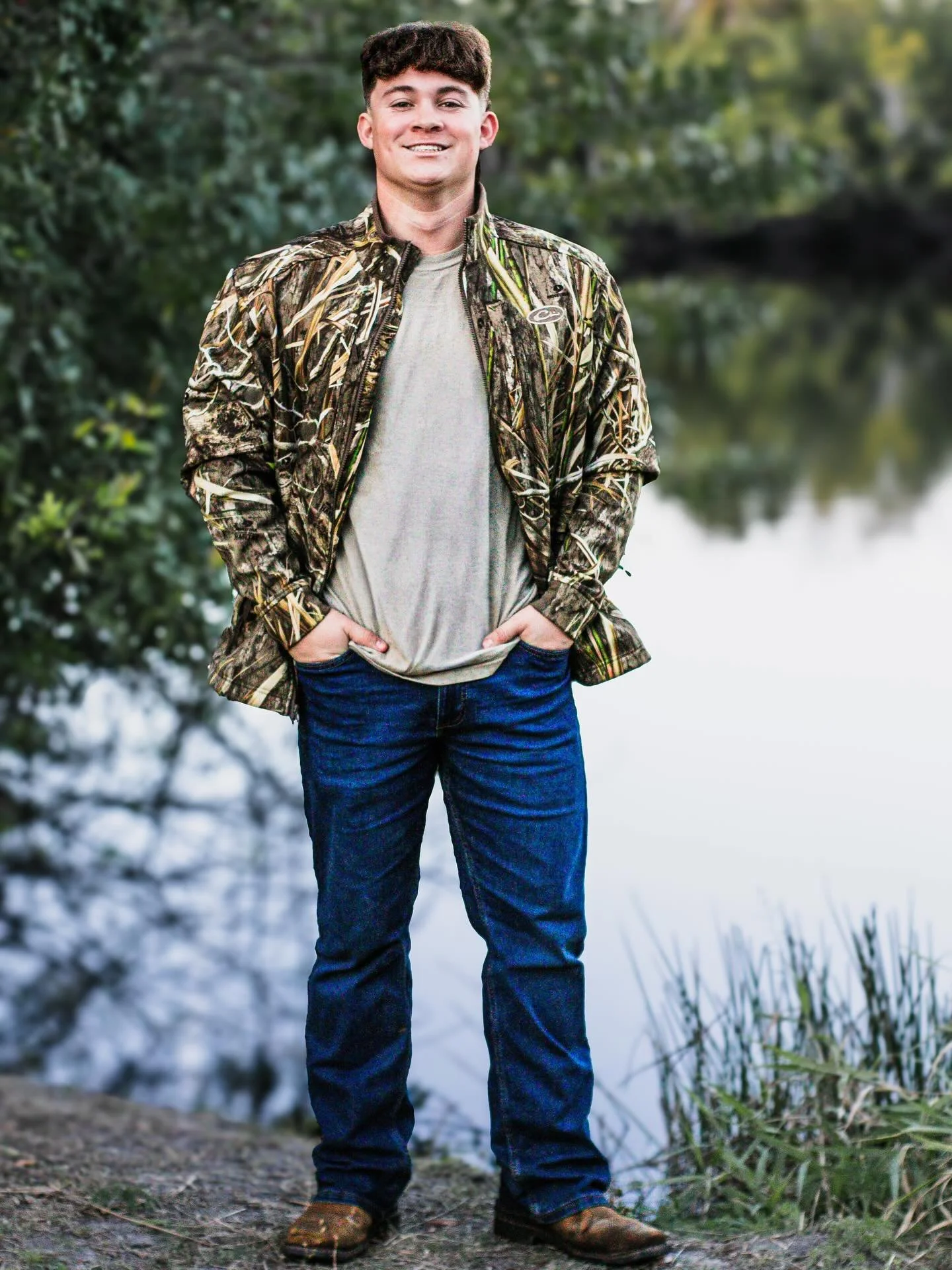 Senior mini szn 🎓

 #senior #photographer #brevardcounty #graduation