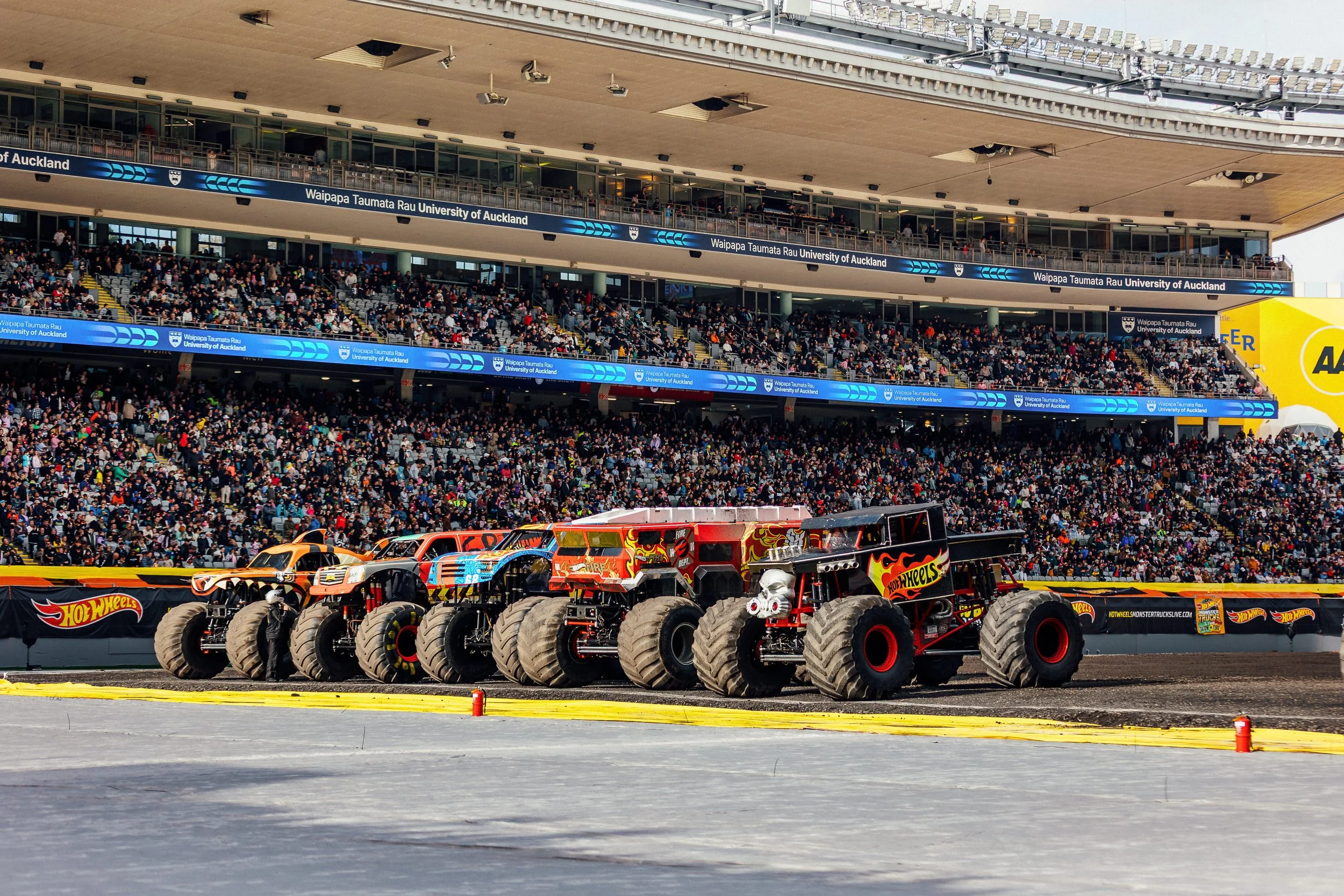 HotWheelsMonsterTrucks_Auckland_4000px-89.JPG