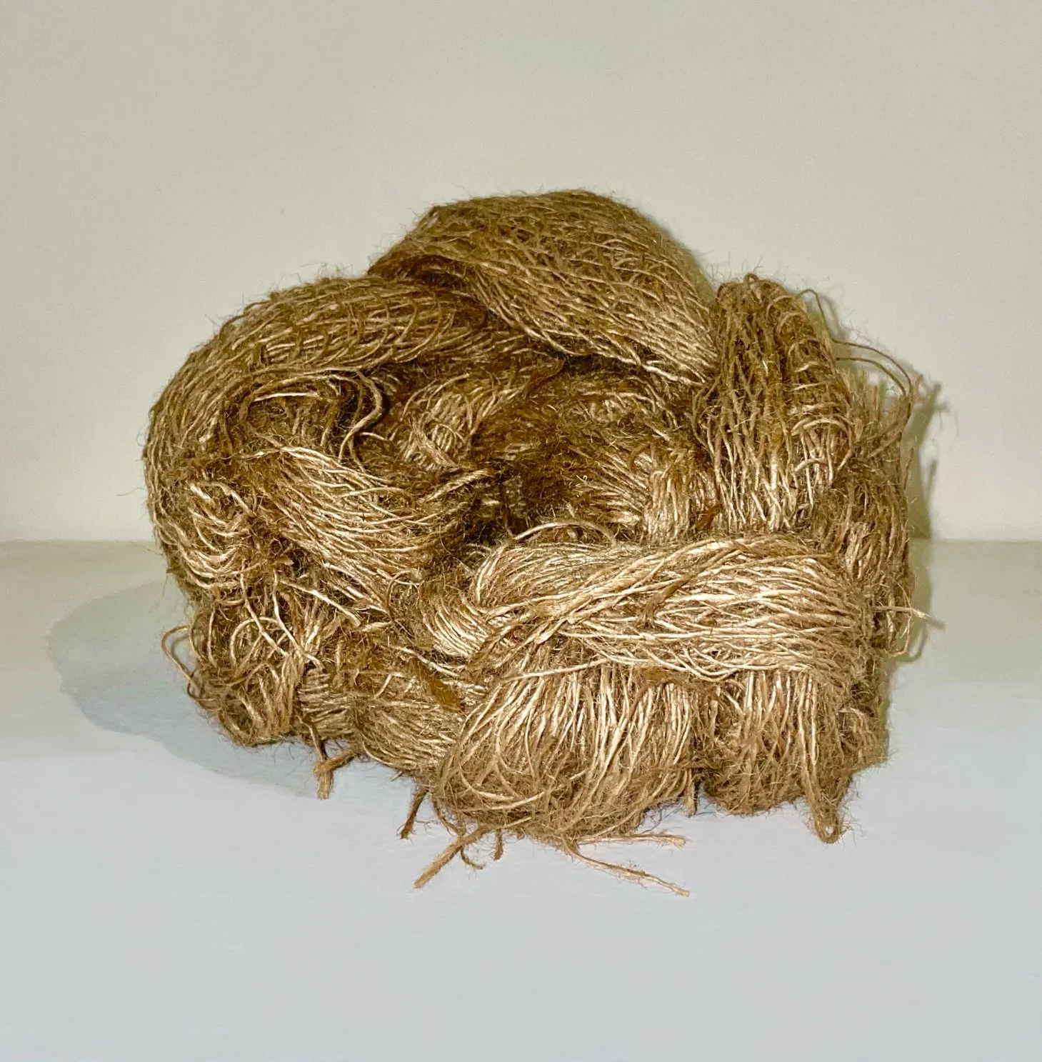 Mi Nido de Hilos (My Nest of Threads), Burlap, 5x3x5in, 2025.