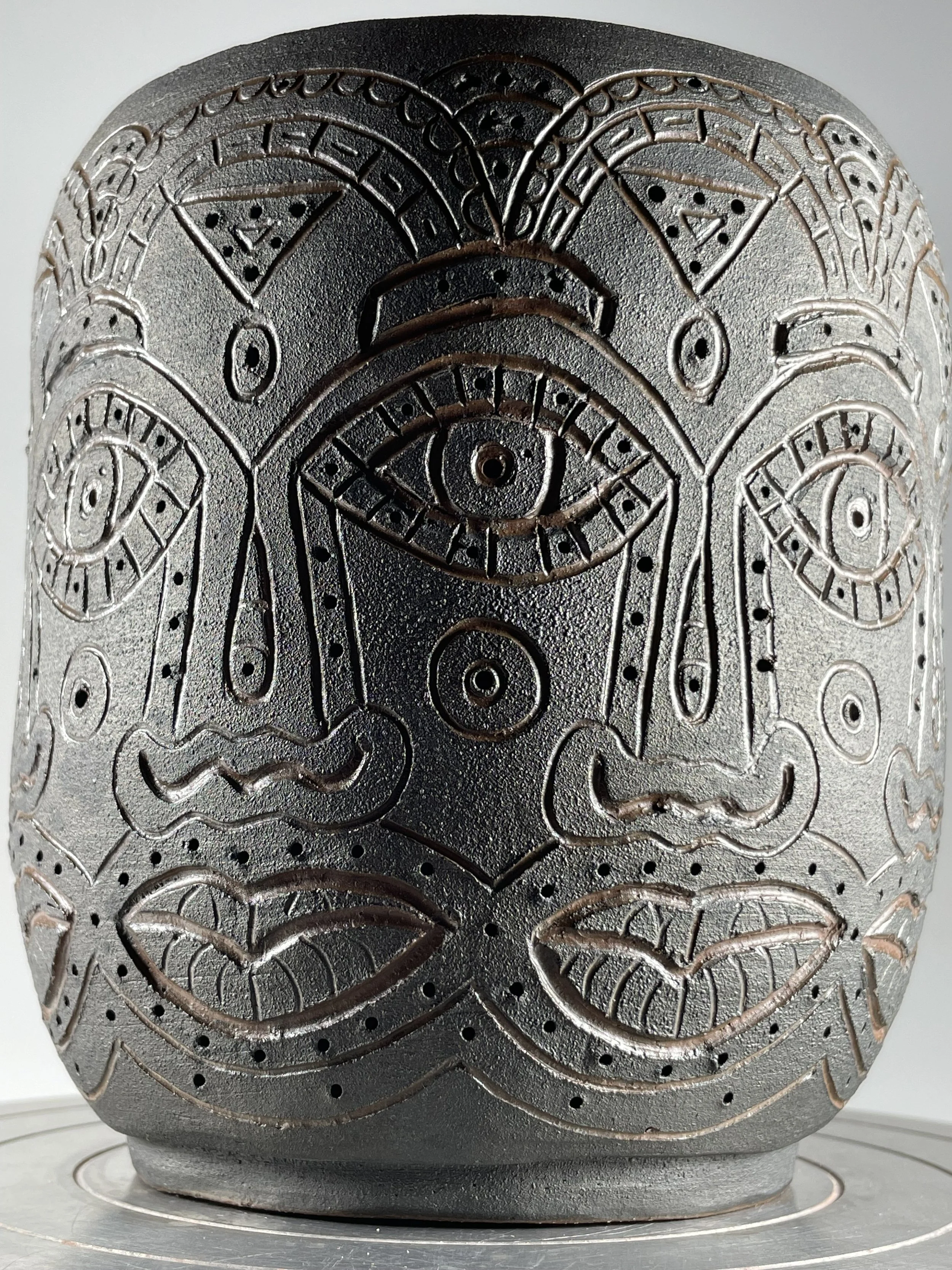 Homenaje a la Tonal (Homage to the Tonal), Ceramic, 6x6x6in, 2024.