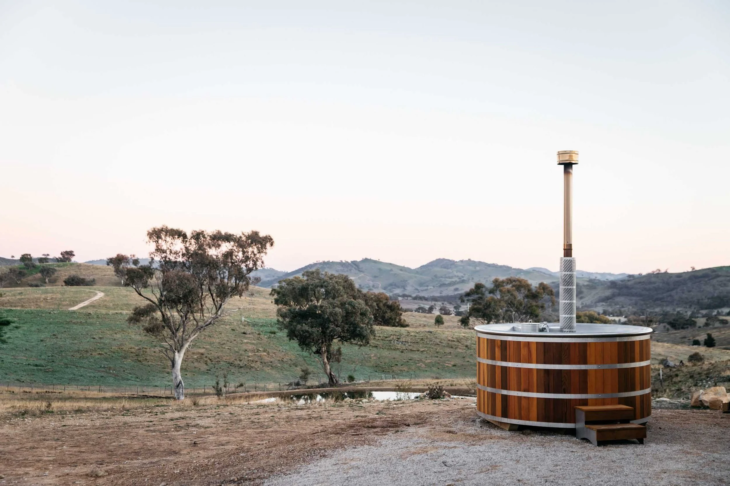 glenayr-farm-landscape-tub.jpg
