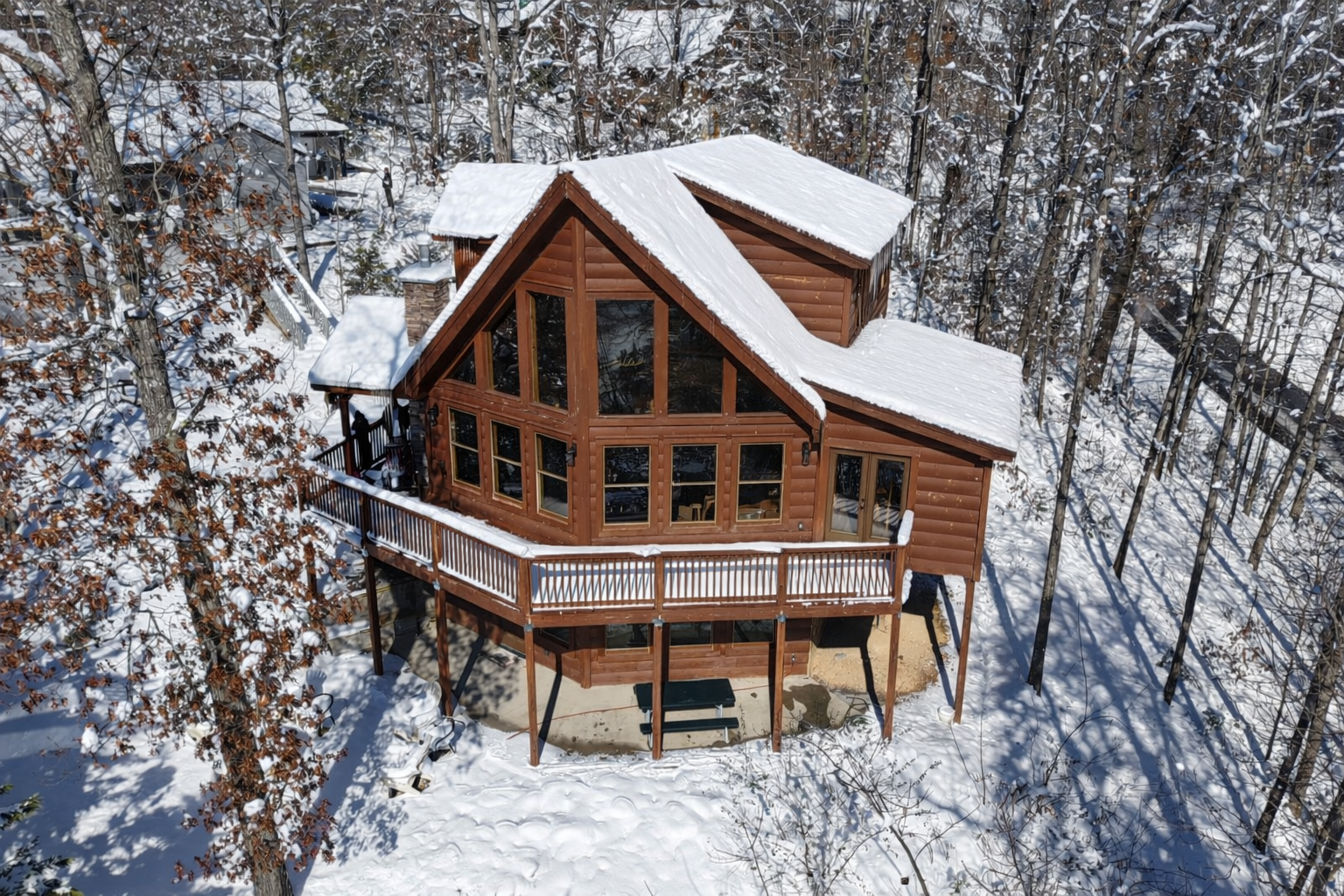 643 Forest Dr, Pigeon Forge, TN 37863