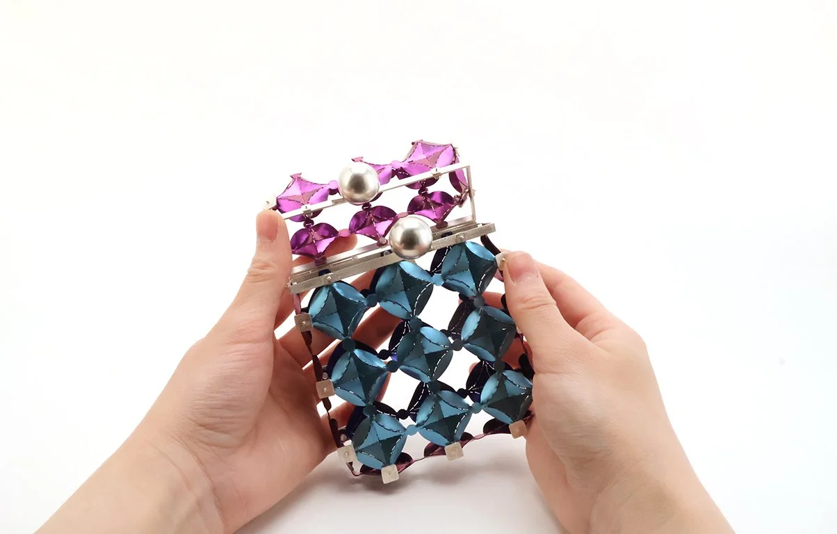 Li_Weiwei_Box Pouch(handle).jpg