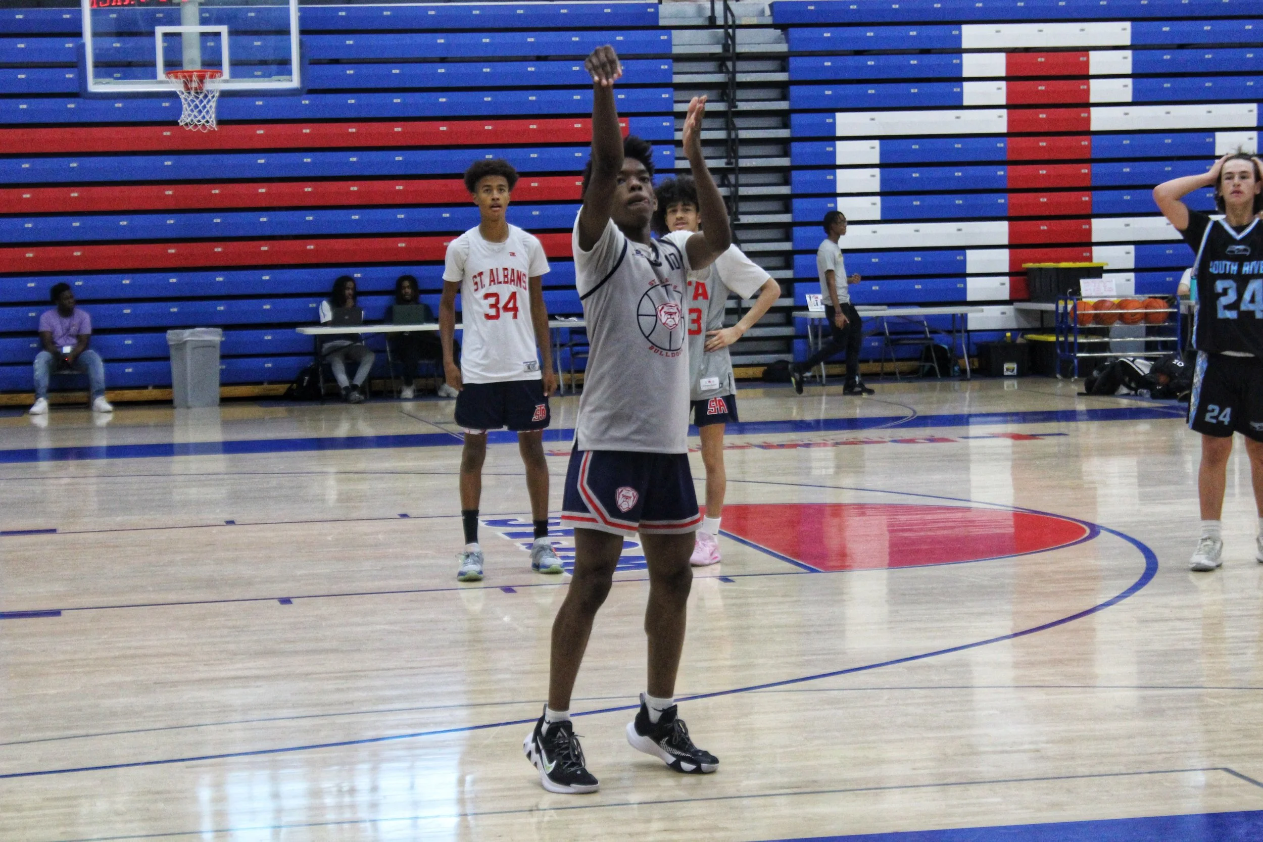 Dematha Capitol Hoops
