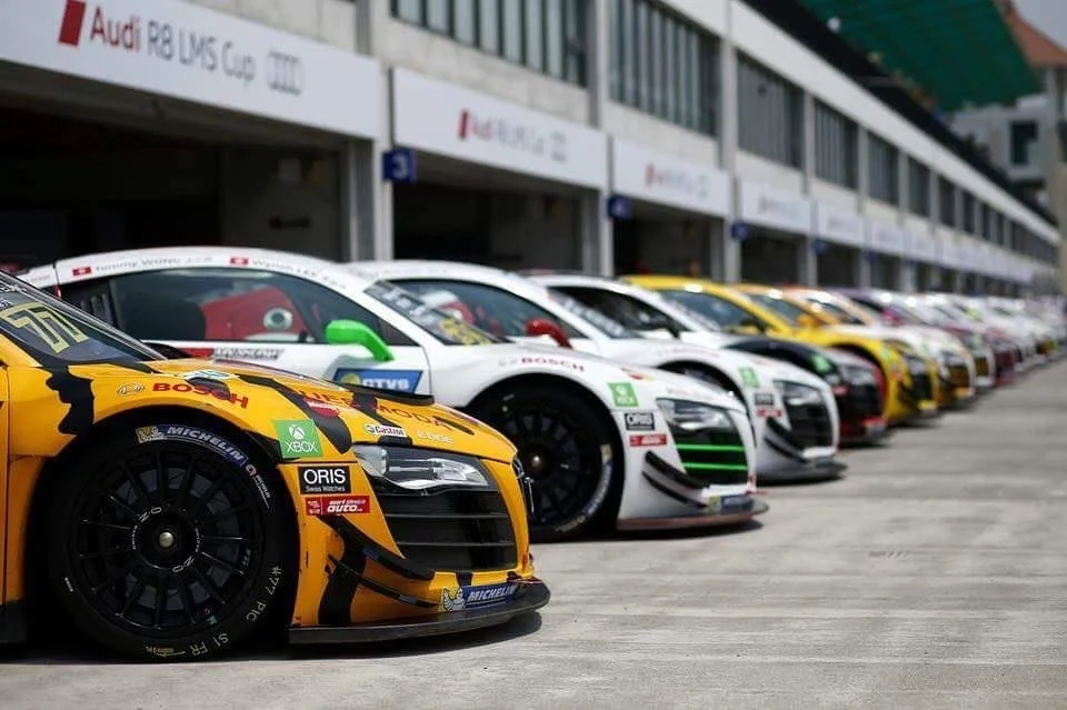 AUDI R8 LMS CUP