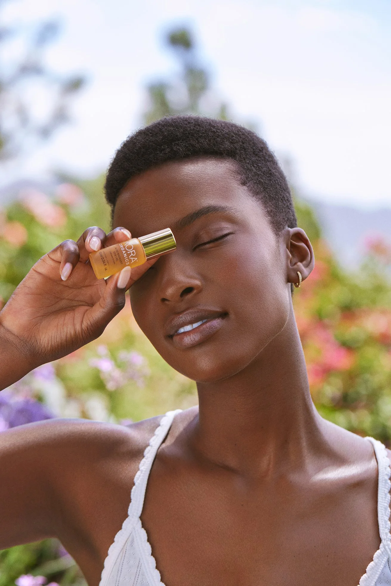 20240717_KORA_Shot_05_EyeOil_Anna_00026-1 copy.jpg