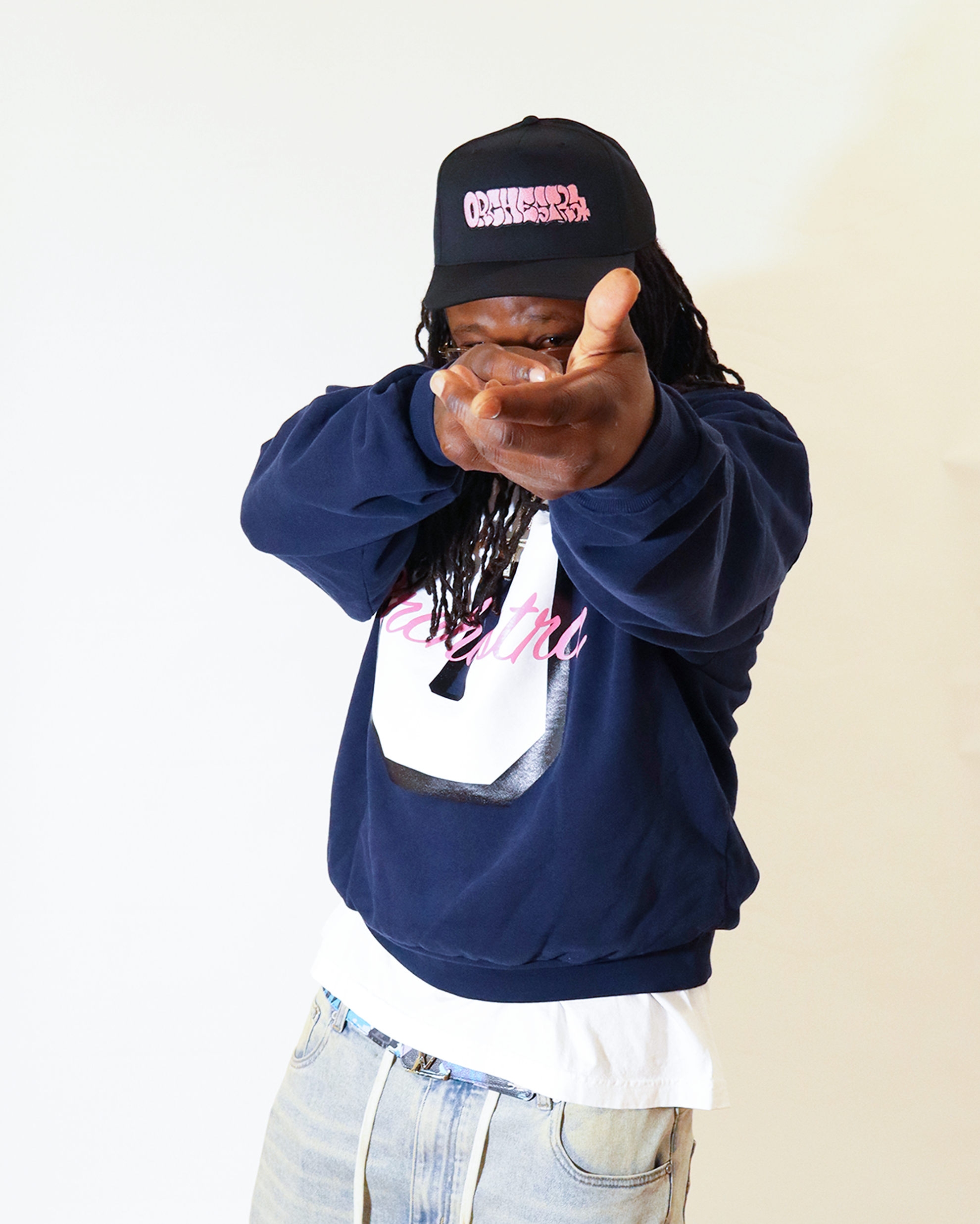 Mike Orchestra Crew (Navy).png