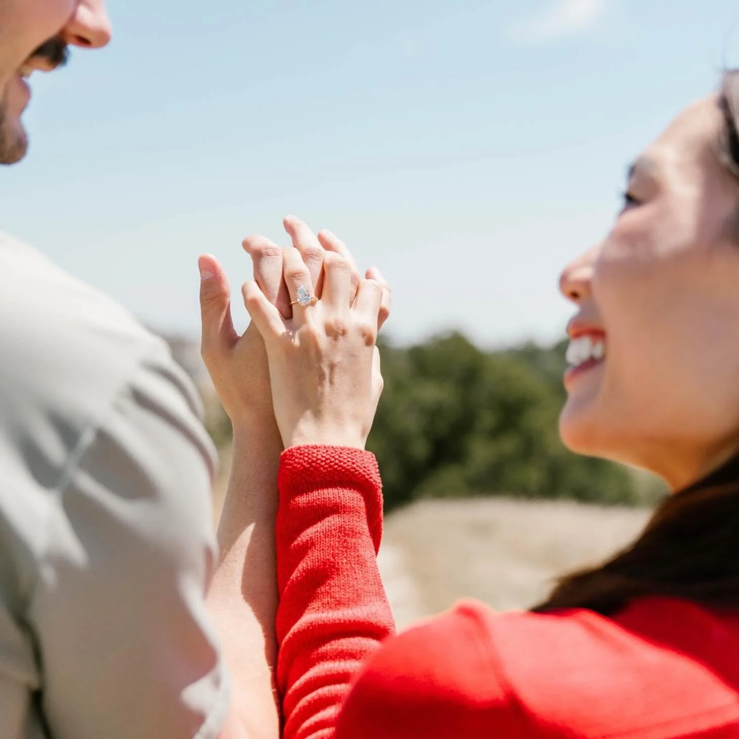 Planning to propose? Don&rsquo;t forget to book someone to capture the moment! I enjoy pretending to be hiking by 🤭🥰