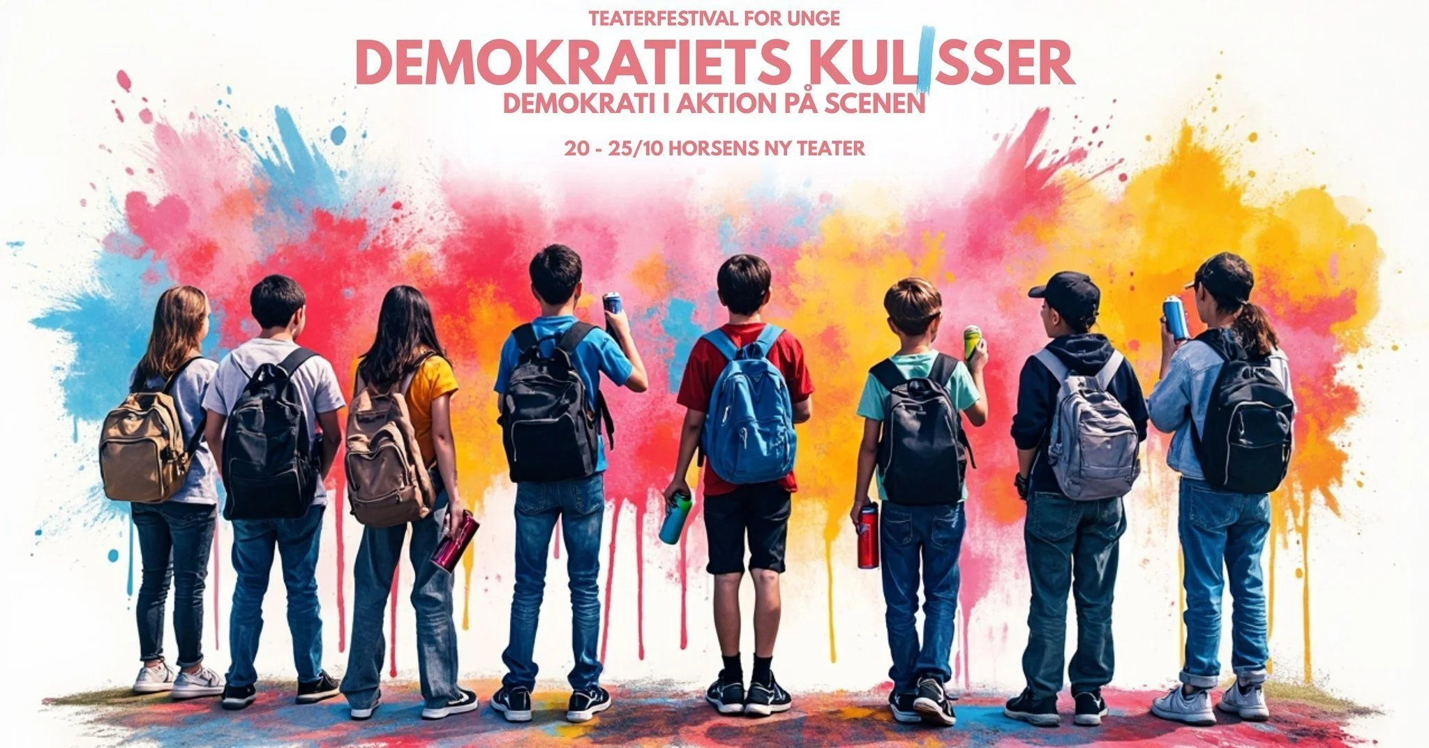 A group of nine young people with backpacks standing in front of a colorful wall with splashes of pink, blue, orange, and yellow paint. They are taking photos of the wall, which has text in Norwegian about a theater festival for youth called 'Demokratiets kulisser' happening from October 20 to 25 at Horskens New Theater.