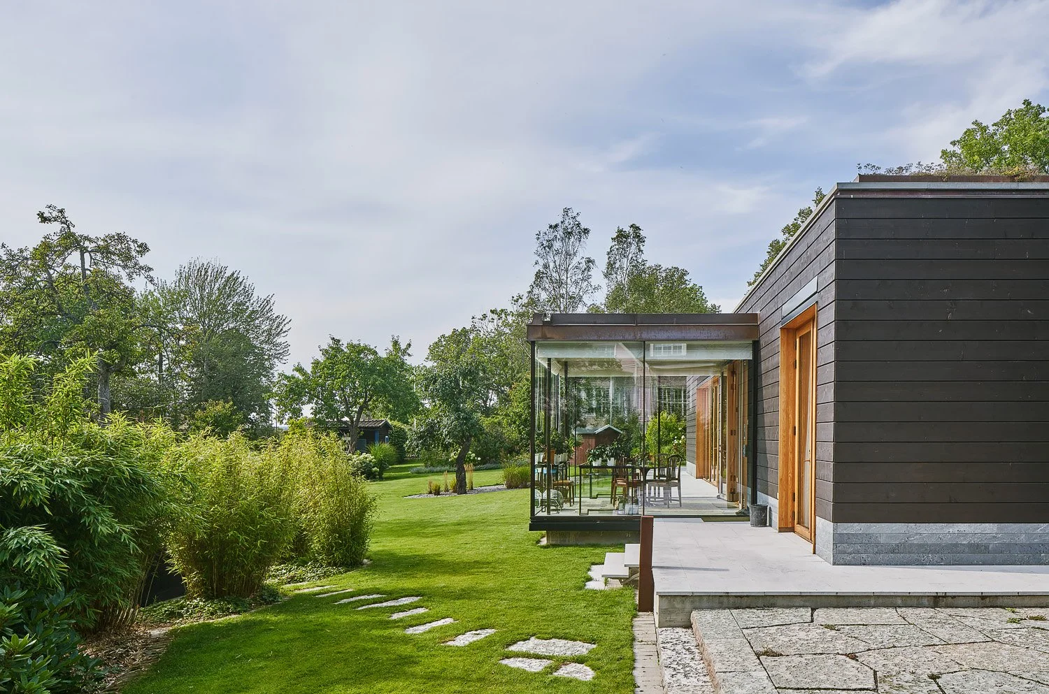 Villa L