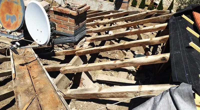 Rénovation d’une toiture en tuiles de Marseille sur une villa à La Turbie