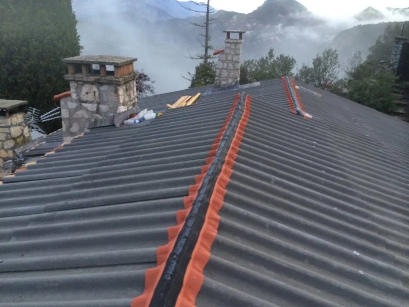 Couverture en plaques sous tuiles (PST) à Levens