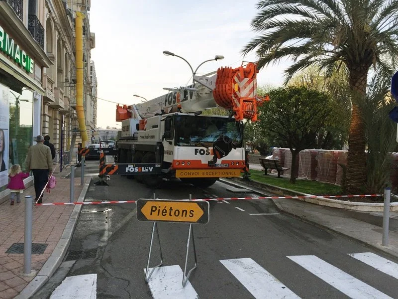 Rénovation de la toiture du Palais de l’Europe à Menton en tuiles de Marseille