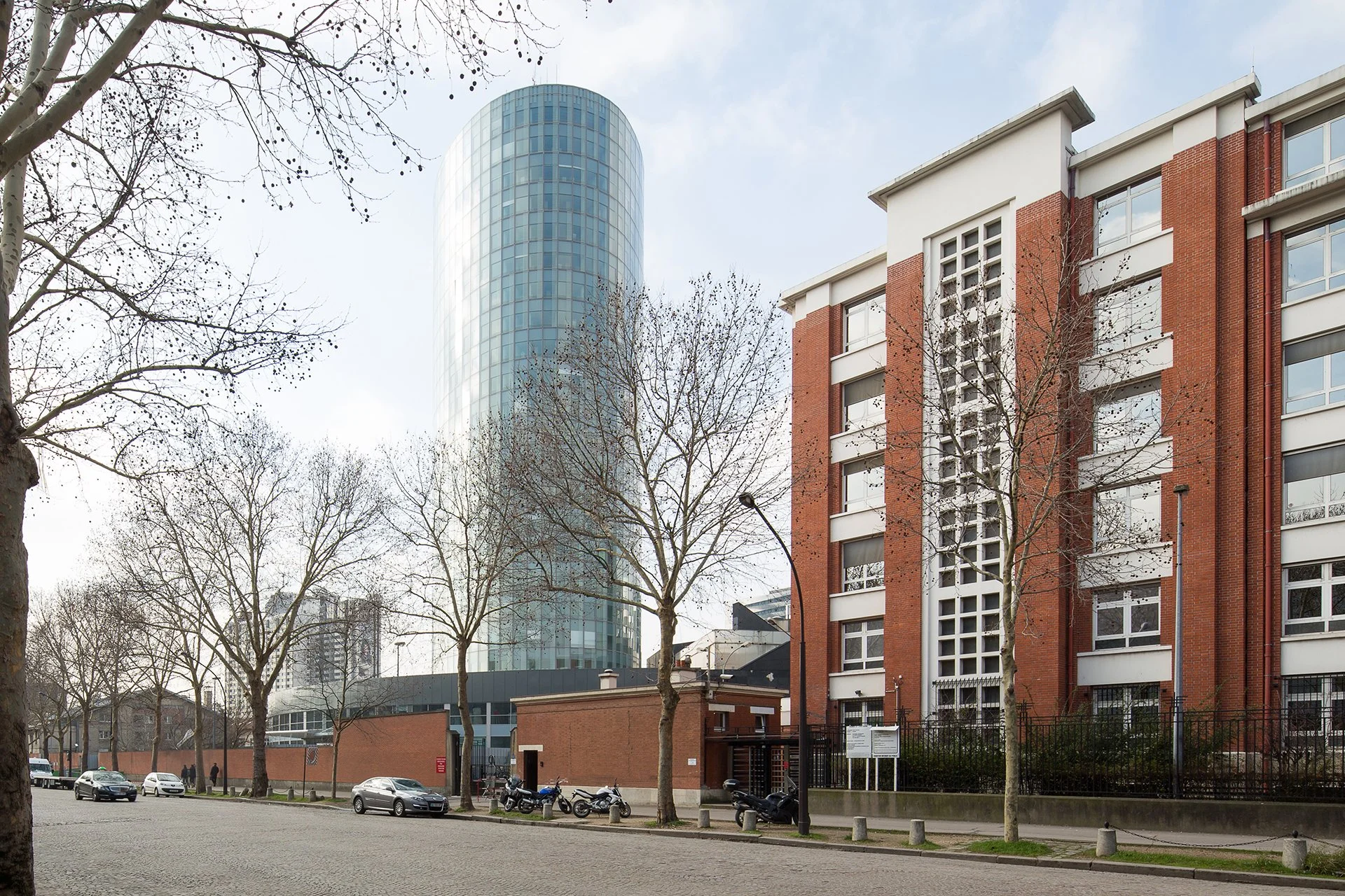 Suivi de chantier pour la réhabilitation d'un tour de bureaux à Paris, au sein de l'agence Quadrifiore Architecture (2012).