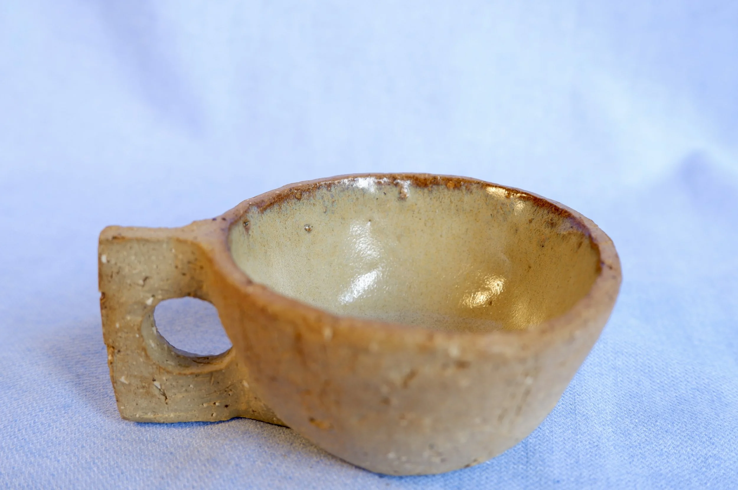 A holder of tea.