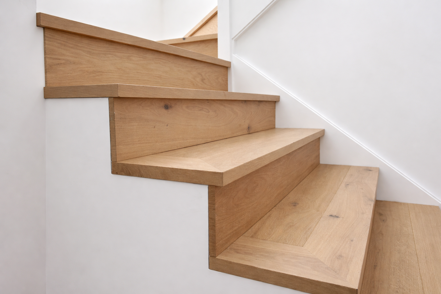 ChatGPT Image Jan 8, 2026, 04_22_57 PM.png