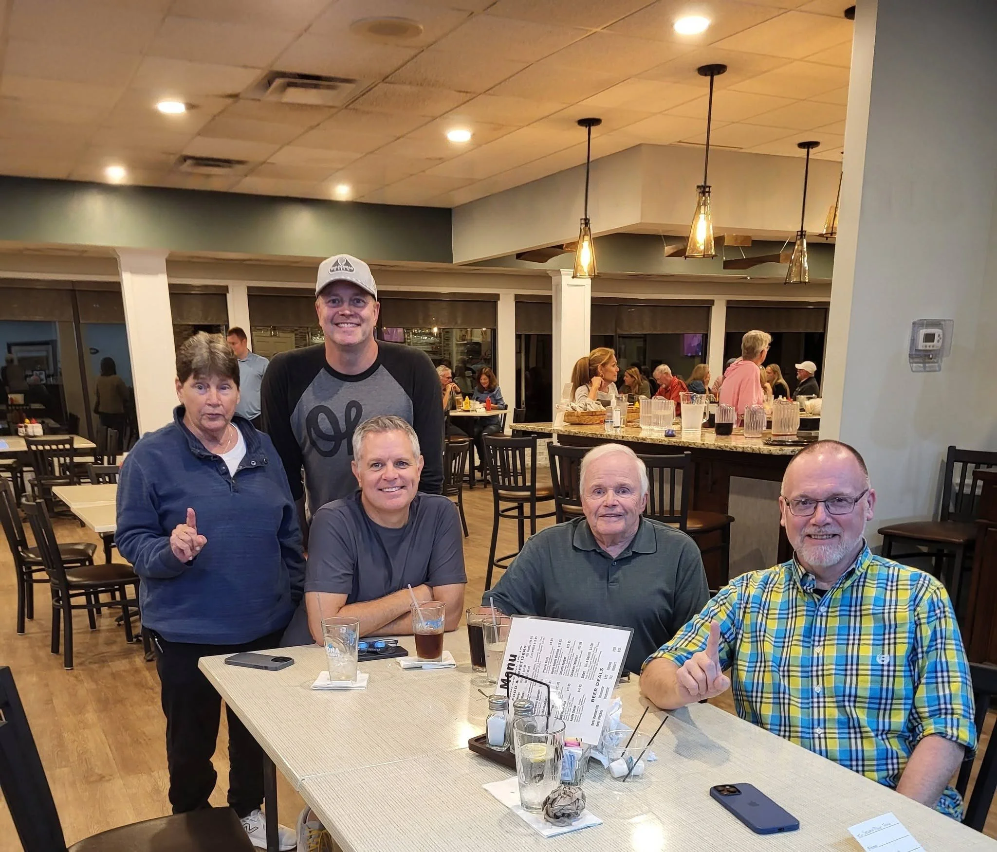 17 Teams Pack Southside for Monday Night Trivia