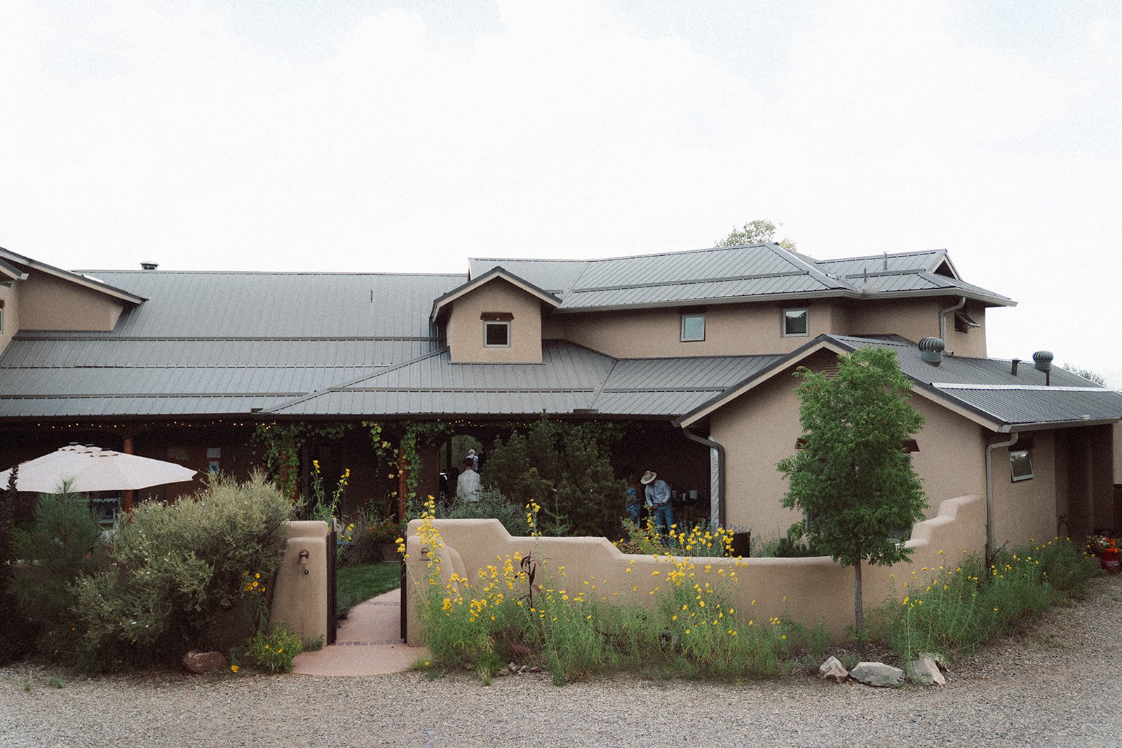 Heirlooms Design_Laura Dart_Santa Fe wedding_019.jpg