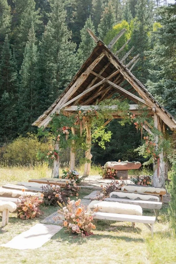 Sarah Winward_Heirlooms Design_Dunton Hot Springs_September wedding.webp