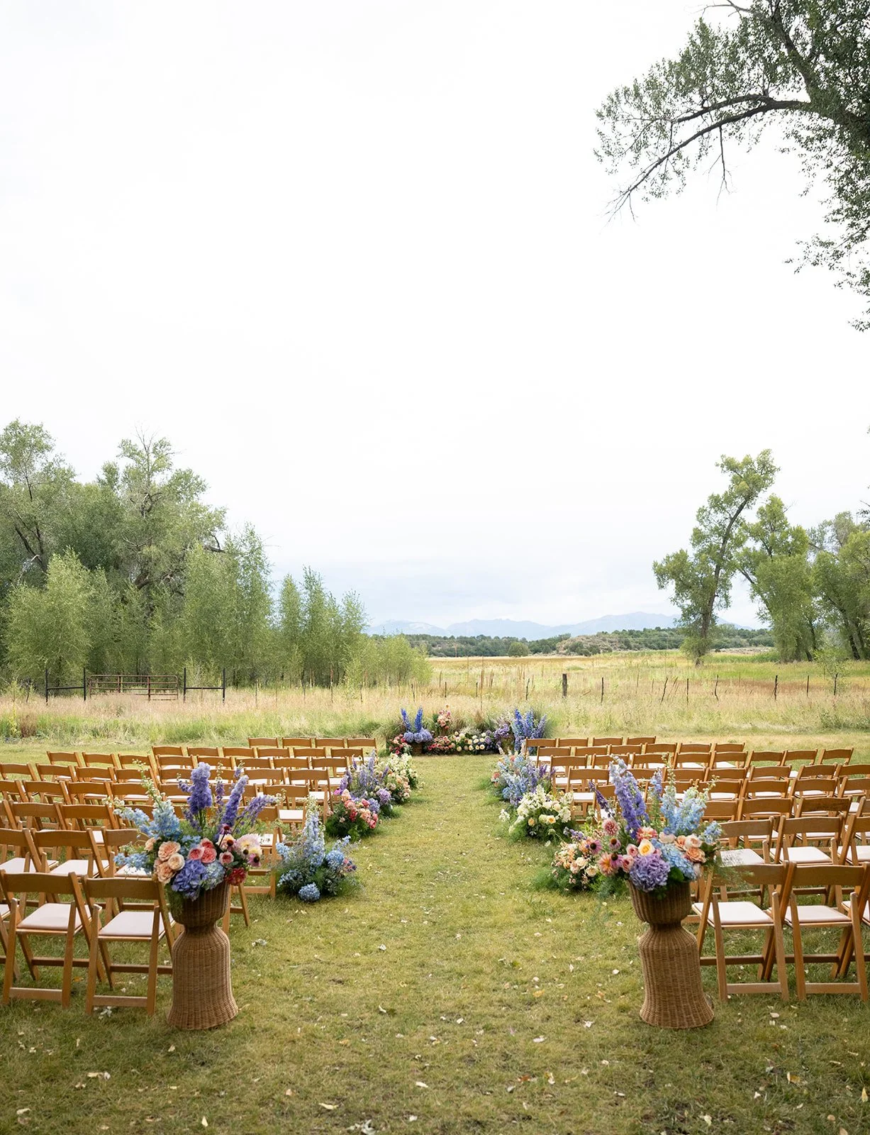 Heirlooms Design_Paula B Photography_Colorado Destination Durango Garden Wedding-details-1.jpg