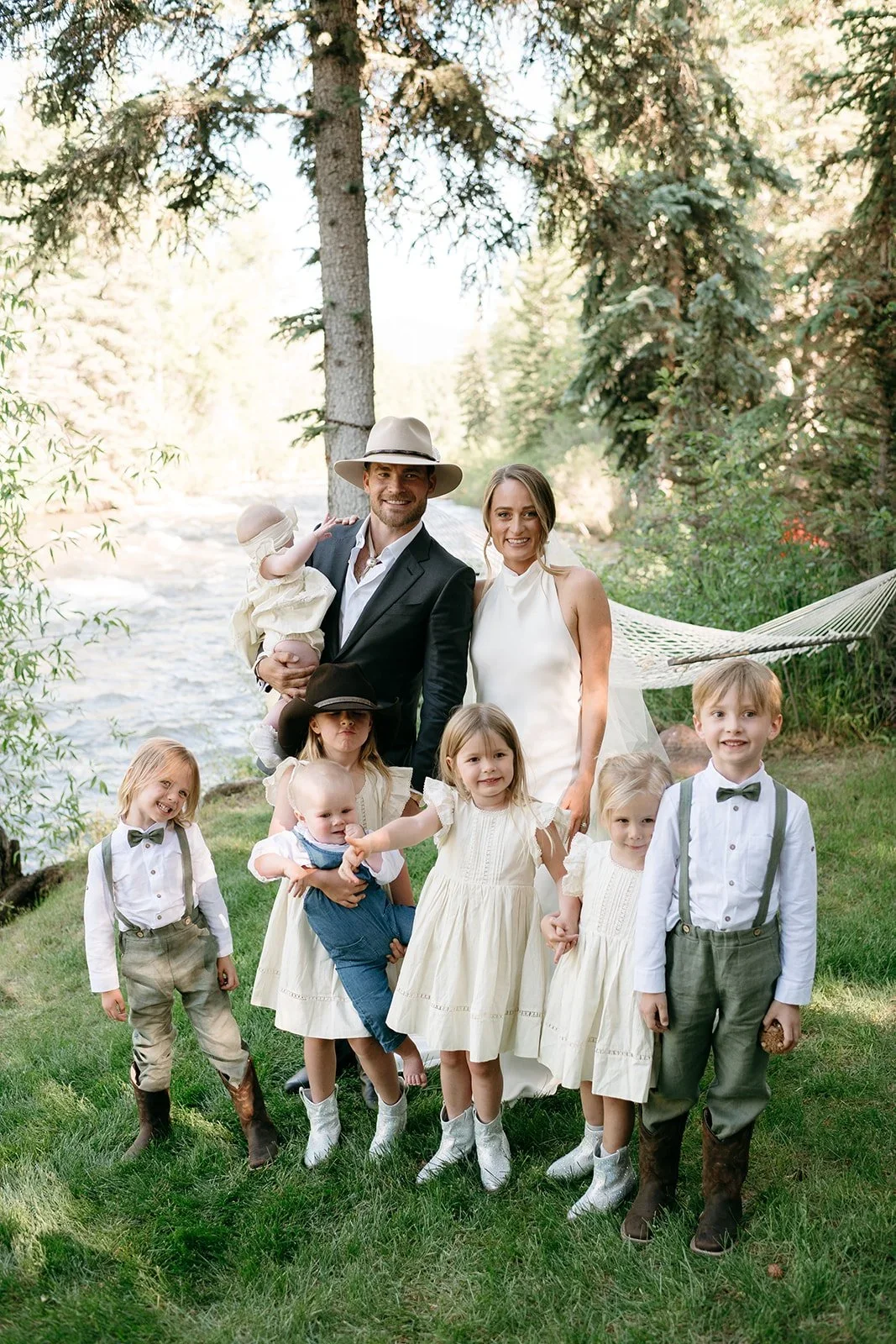 Paula+B+Photography_Heirlooms+Design_Aspen+Destination+wedding.webp