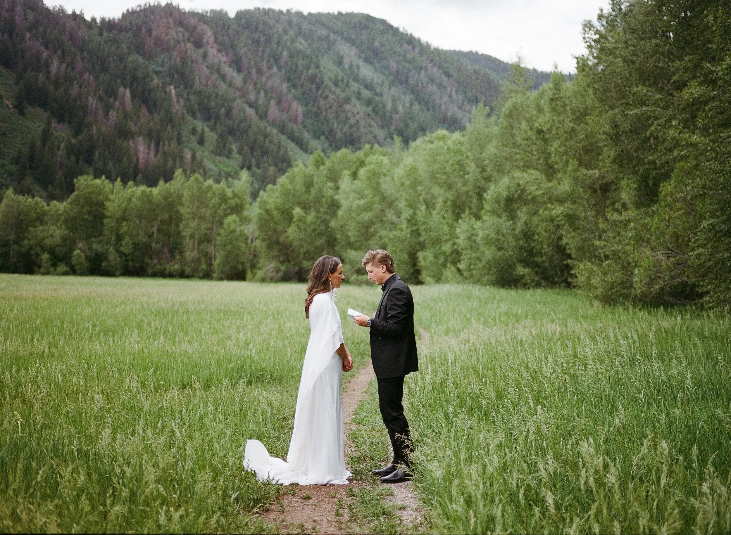 Aspen Wedding_Heirlooms Design__EMKStudio-16.jpg