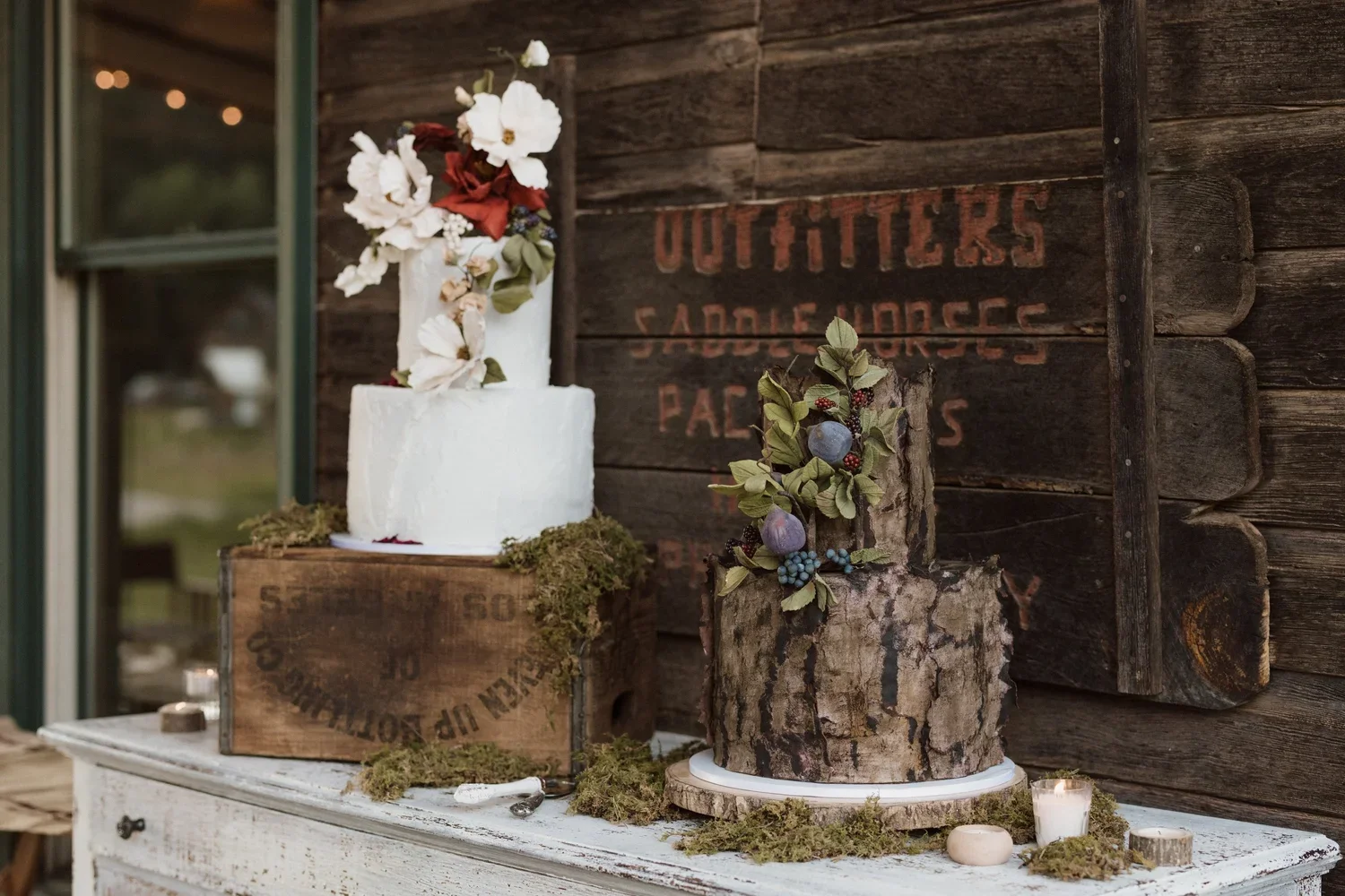 Heirlooms+Design_cedar+and+pines_Lily+Collins+wedding-21.Dunton Hot Springs.webp