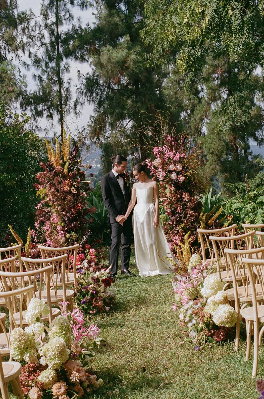 Heirlooms Design_Weiss Photography_Paramour Estate_California wedding-212.jpg