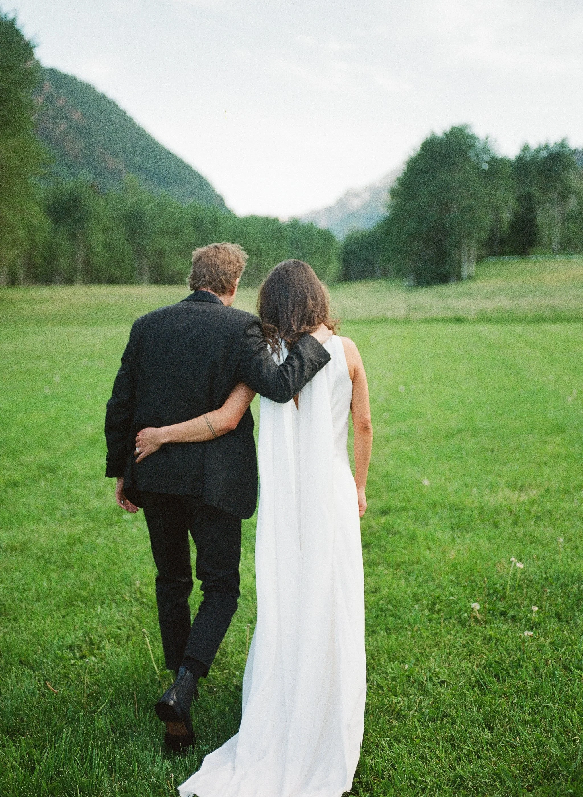 Aspen Wedding_Heirlooms Design__EMKStudio-401.jpg