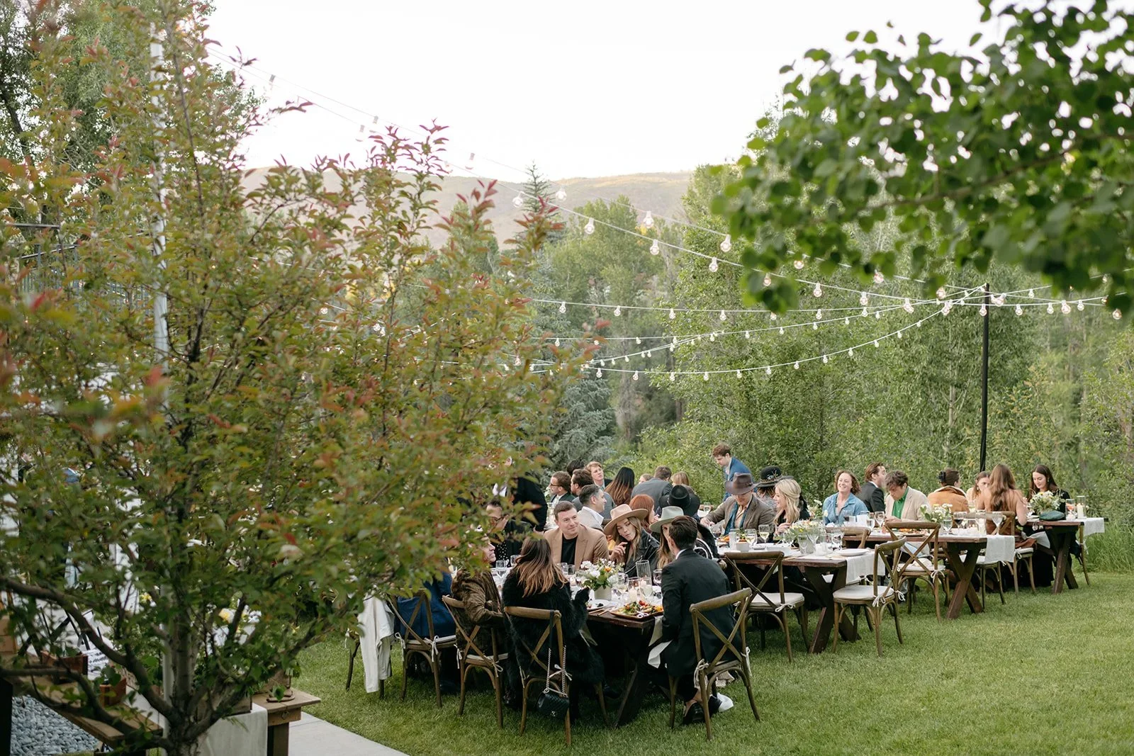 Paula+B+Photo_Heirlooms+Design_destination+wedding-aspen-wedding-reception-187.webp