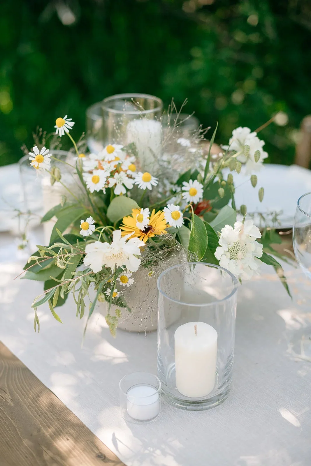 Paula+B+Photo_Heirlooms+Design_destination+Aspen+wedding-aspen-wedding-details-27.webp