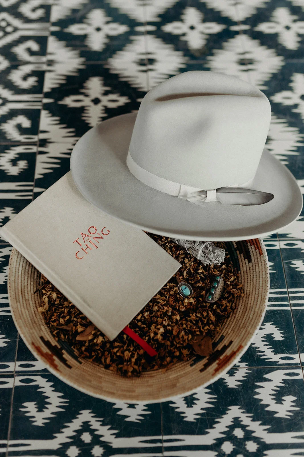 Heirlooms Design_The Stakeout Taos110_destination wedding.webp