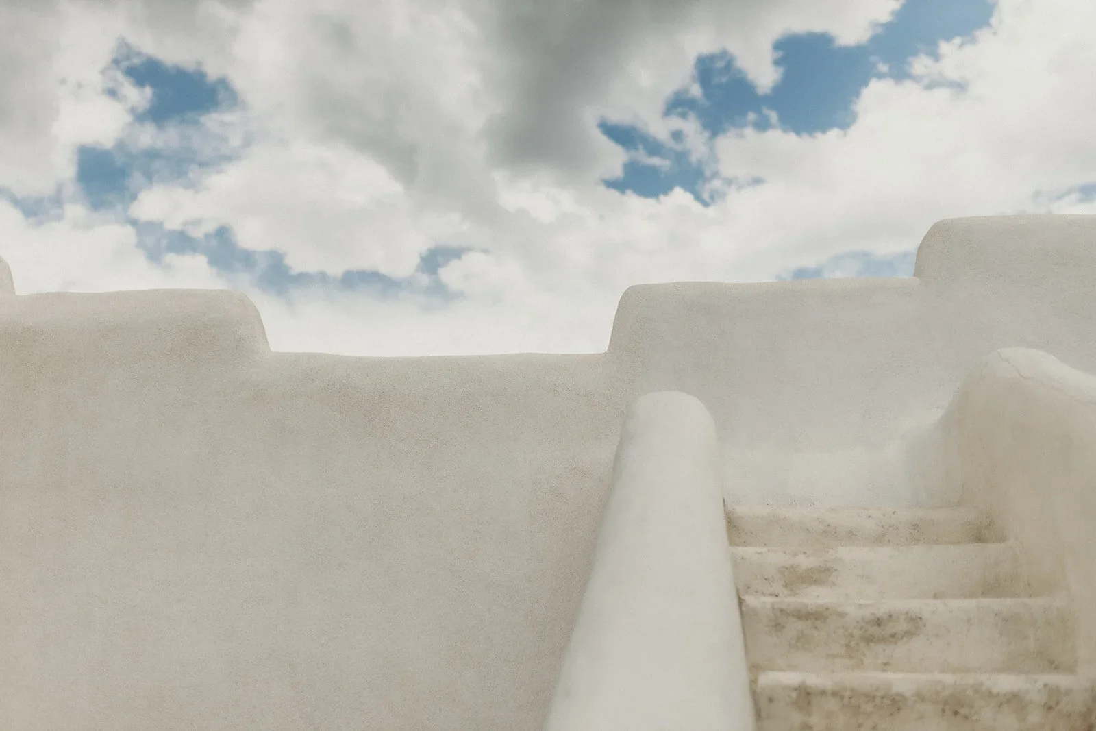 Heirlooms Design_The Stakeout Taos001_destination wedding.webp