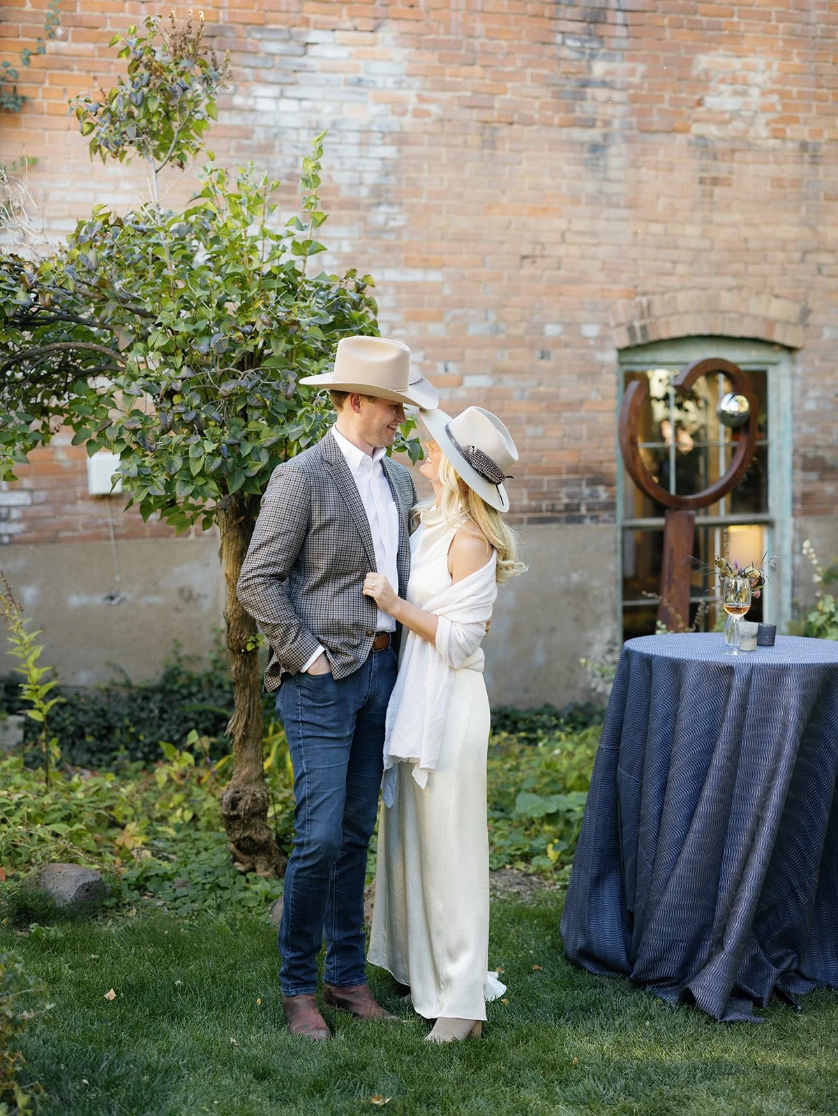 Heirlooms Design_Destination Colorado Wedding1523.jpg