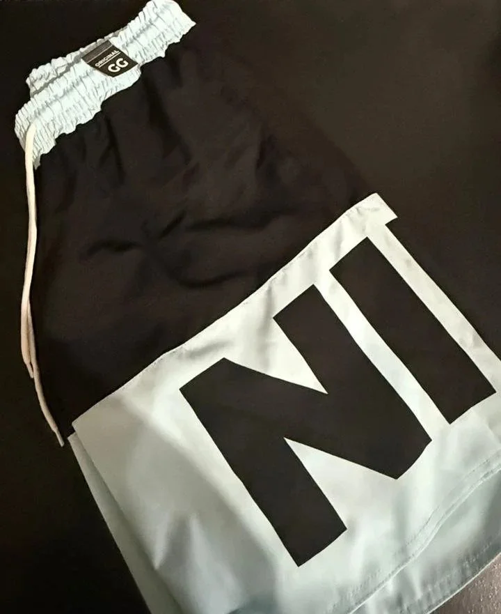 Bermuda Nike Azul com preto GG