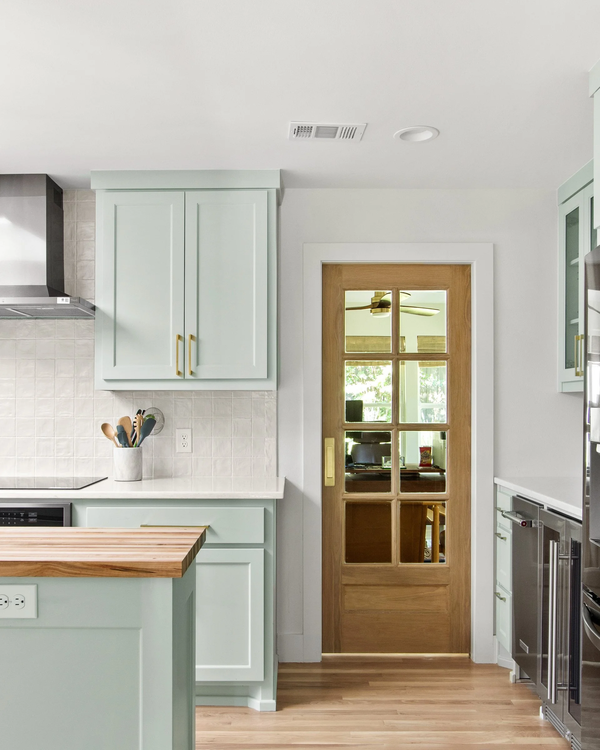 Kitchen by Bella Vista Company