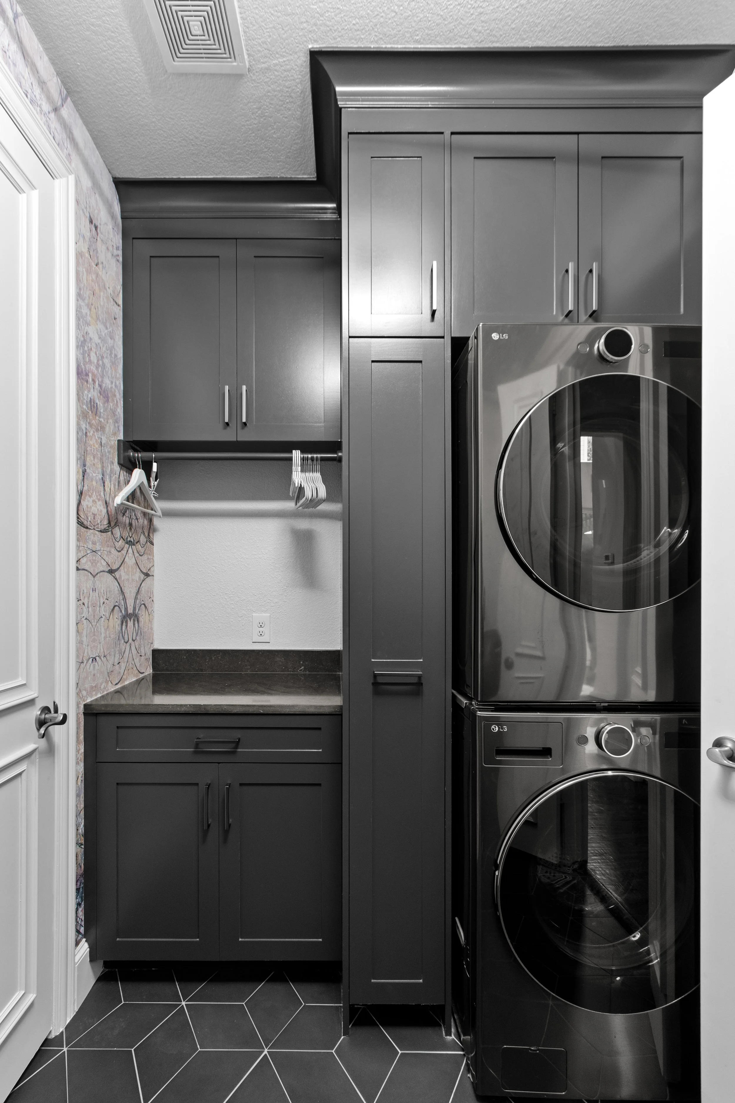 038-1340WatersideDrive-Dallas-TX-75218-FULL.jpg