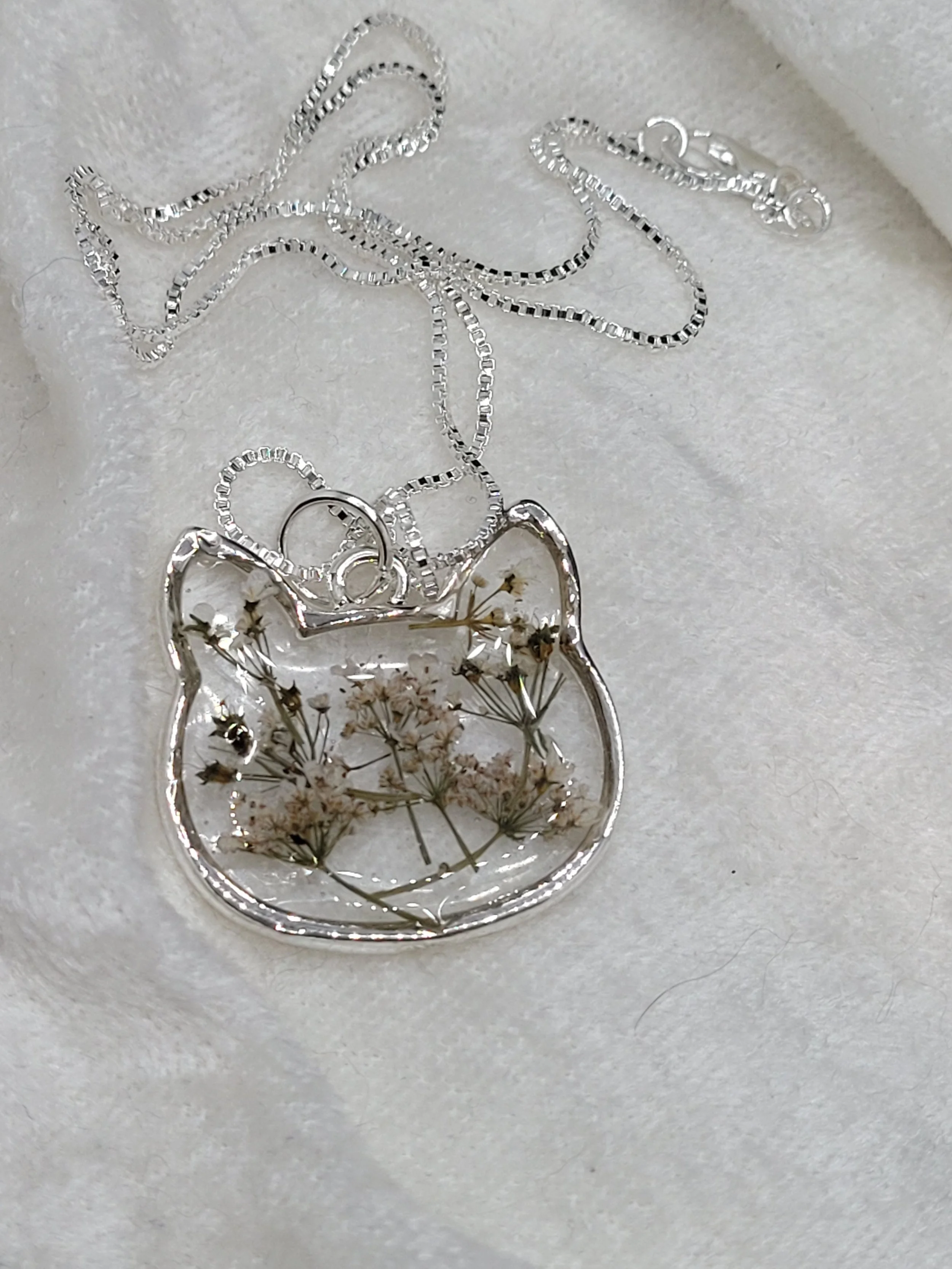 Frolik in the Flowers