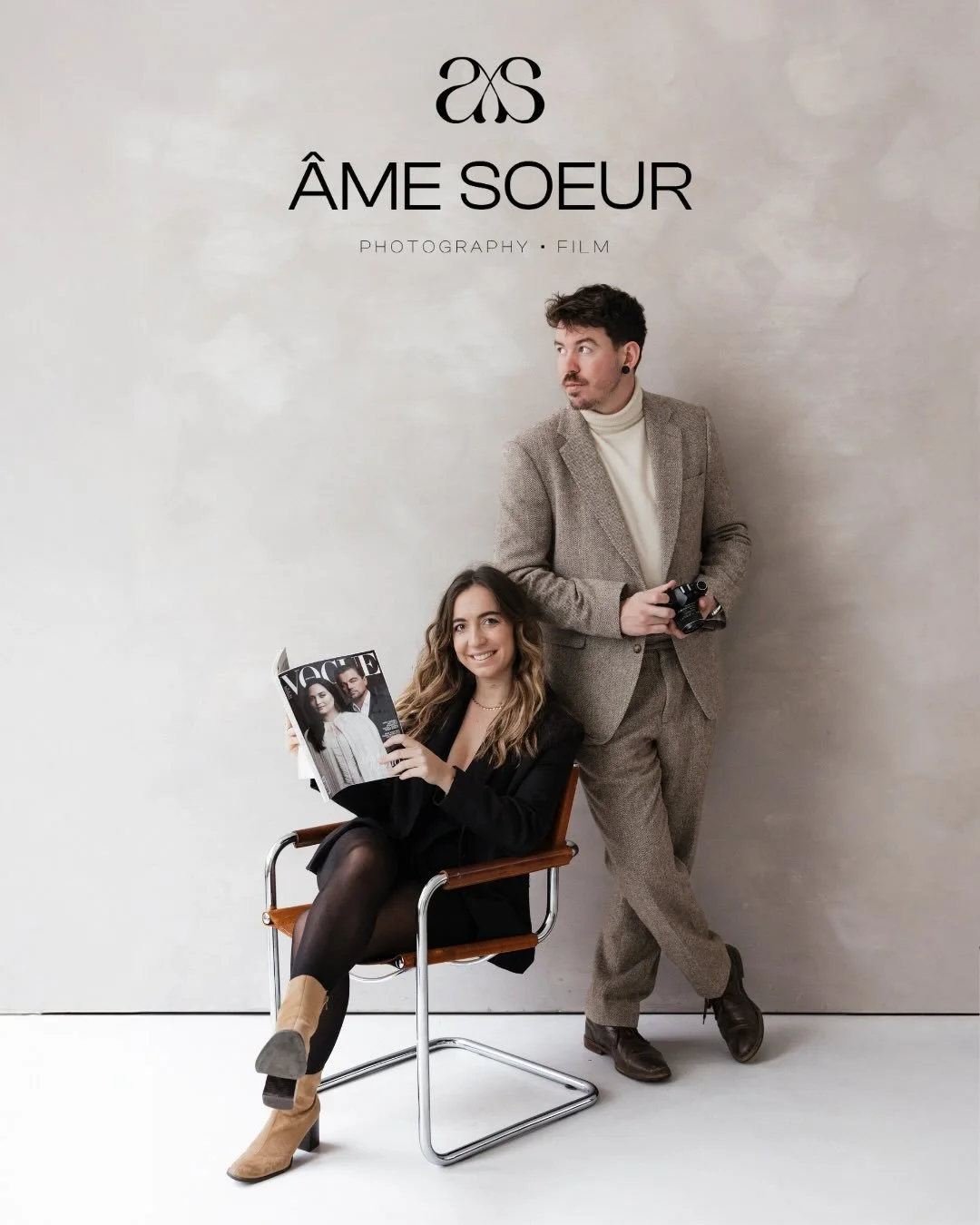 FR &bull; Cela fait plusieurs mois que nous travaillons dans l&rsquo;ombre sur l&rsquo;image d&rsquo;&Acirc;me S&oelig;ur Wedding.

Aujourd&rsquo;hui est une journ&eacute;e un peu particuli&egrave;re : nous lan&ccedil;ons officiellement notre site in