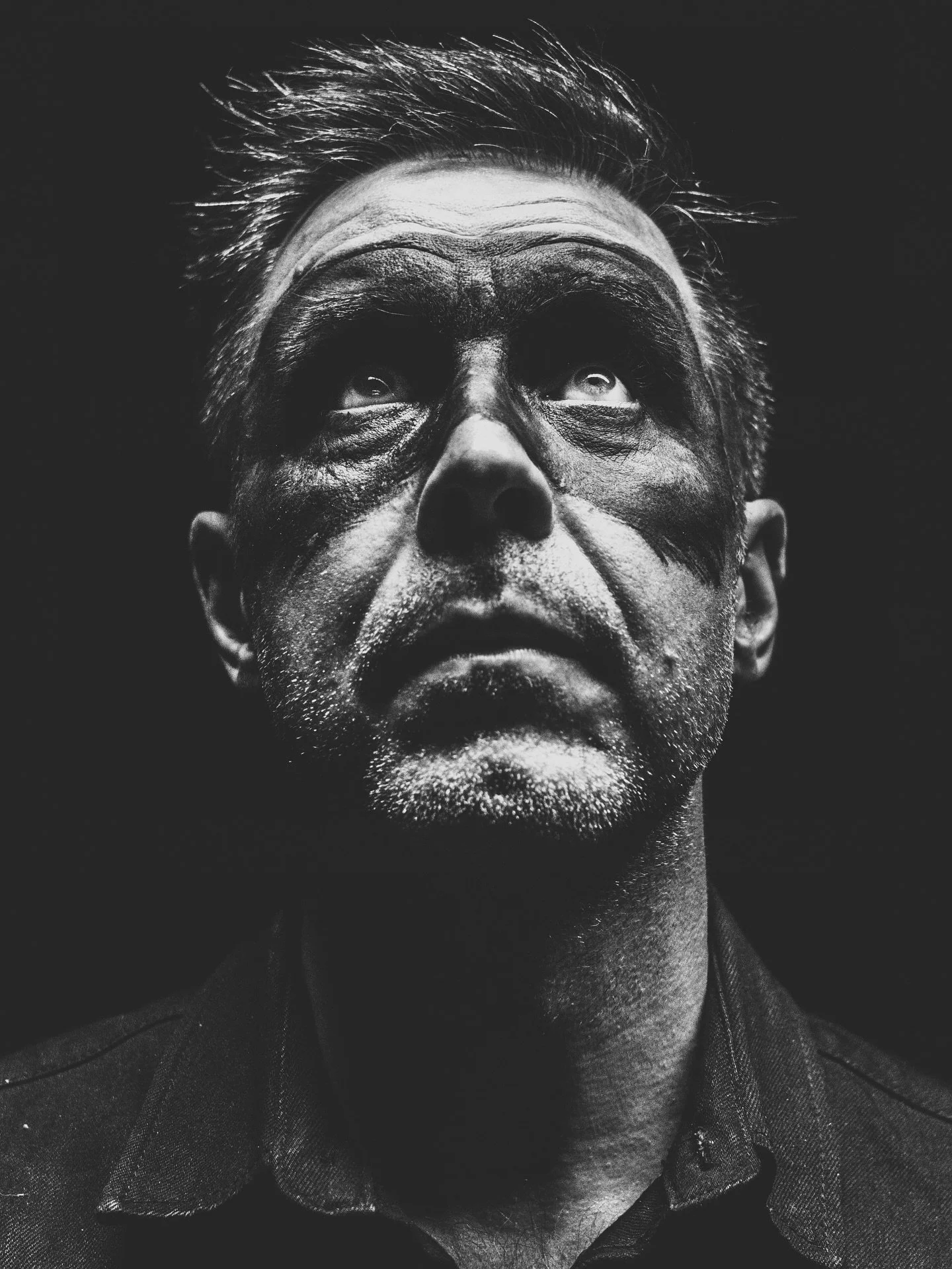 Paddy Considine of @riding_the_low 

Shot on @sonyalpha 
Lens @sony.unitedkingdom